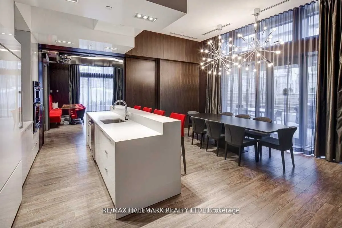 88 Sheppard Avenue, #2509