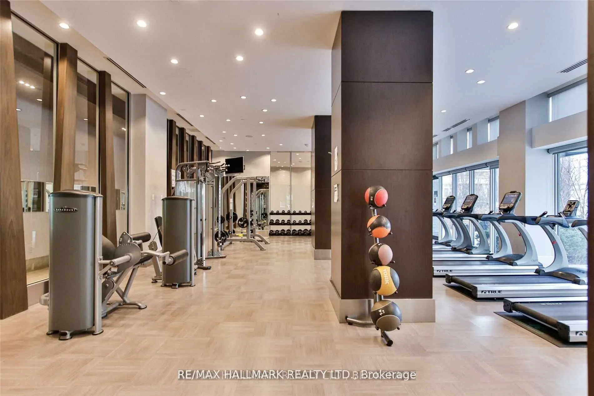 88 Sheppard Avenue, #2509