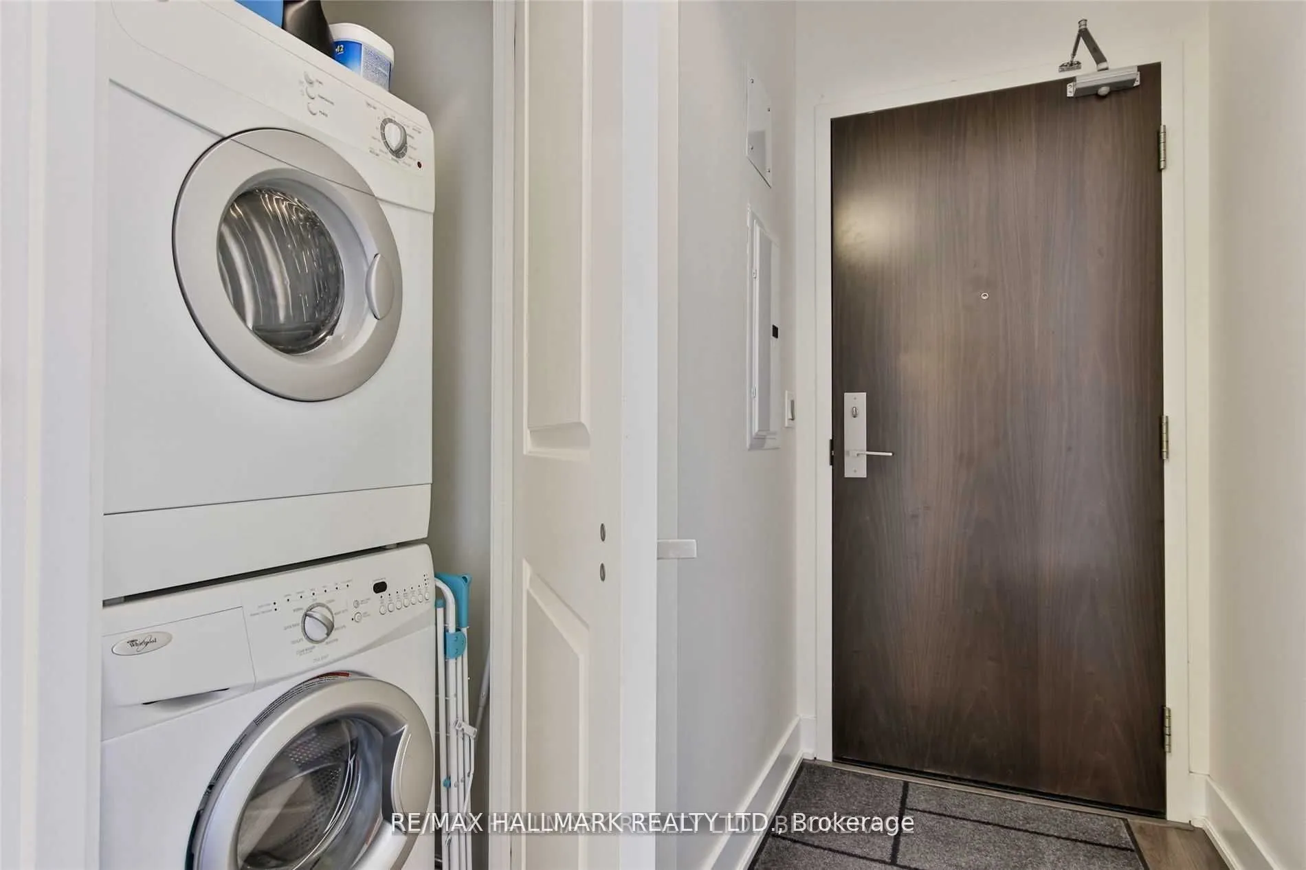 88 Sheppard Avenue, #2509