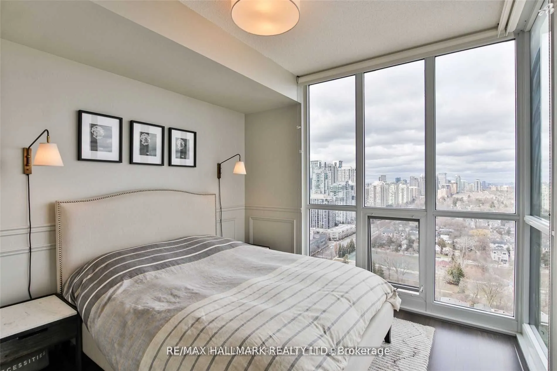 88 Sheppard Avenue, #2509