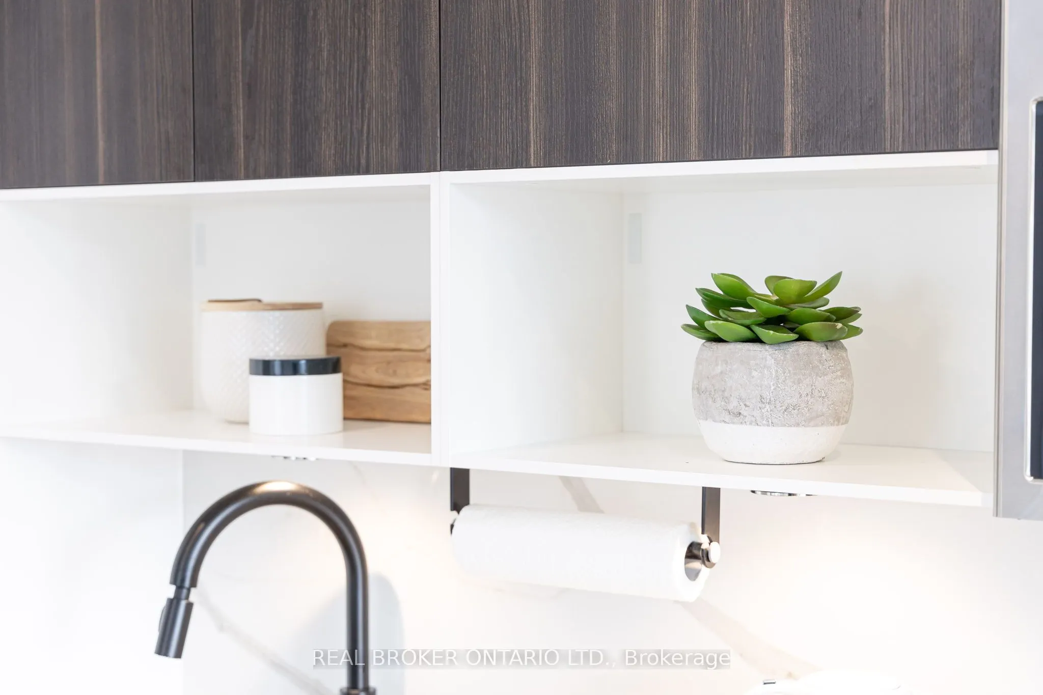501 Adelaide Street W, #1308