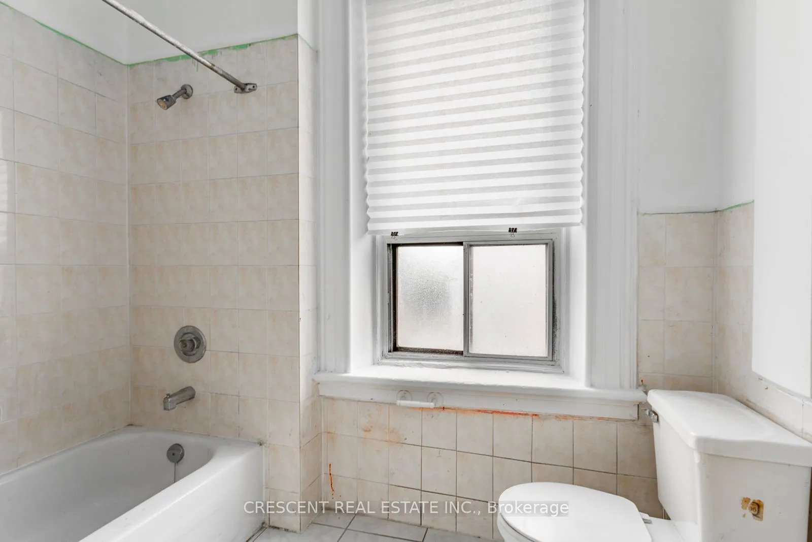 414 Queen Street W