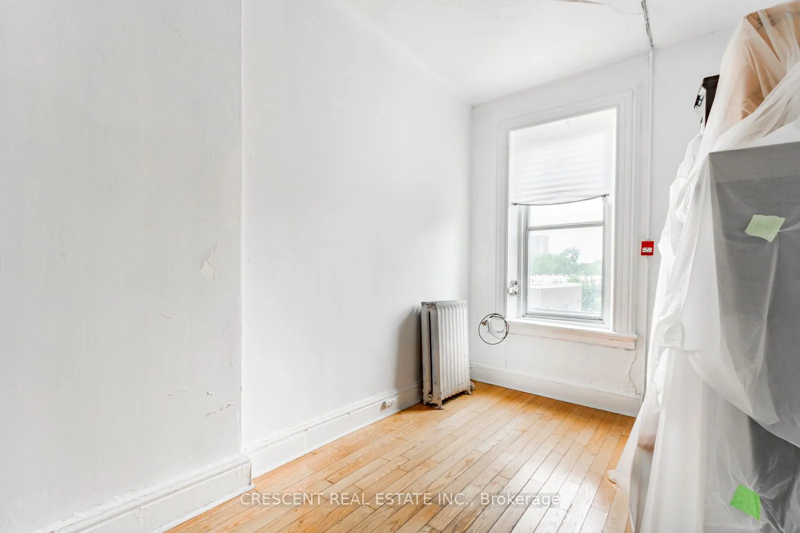 414 Queen Street W