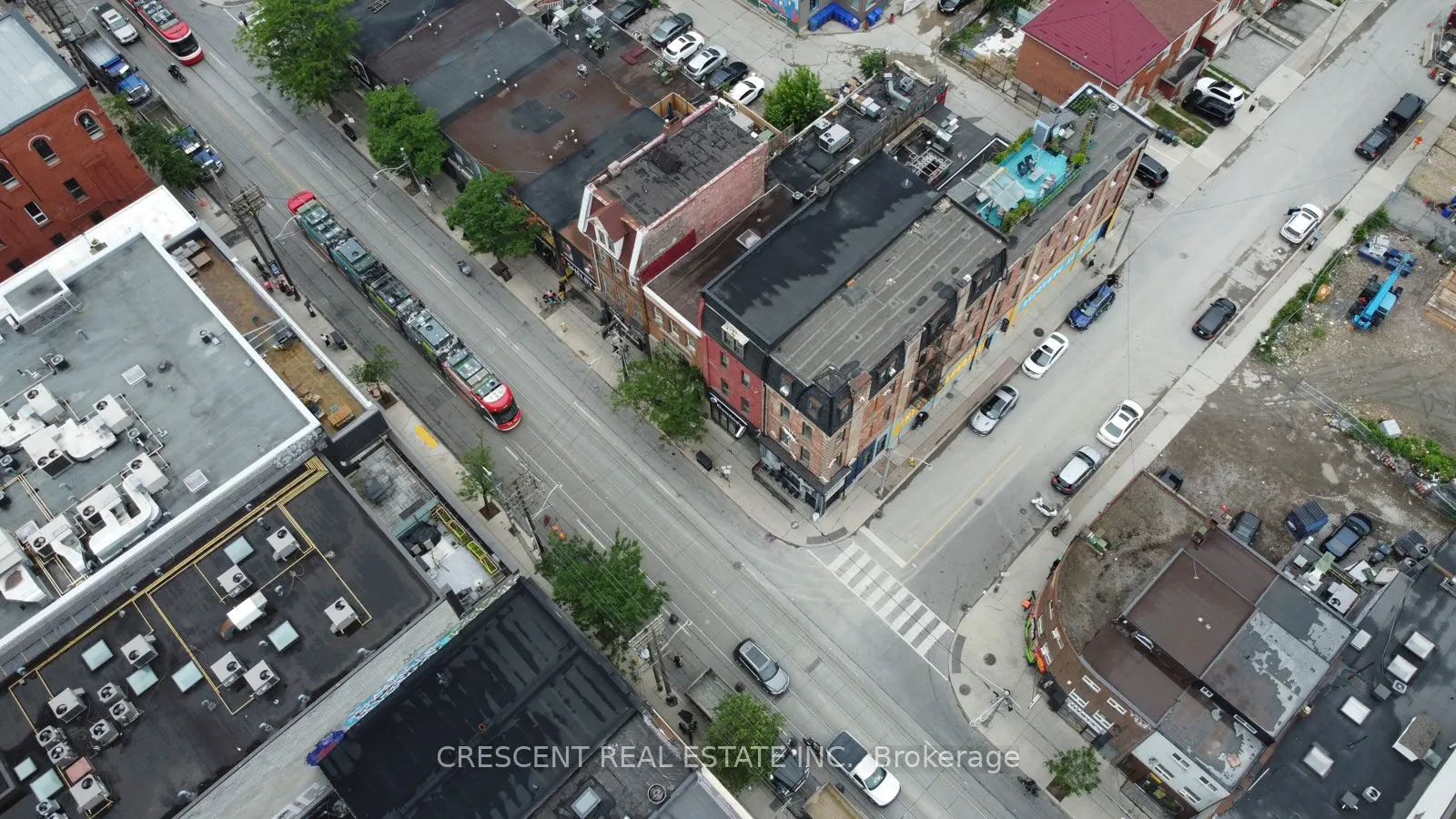 414 Queen Street W