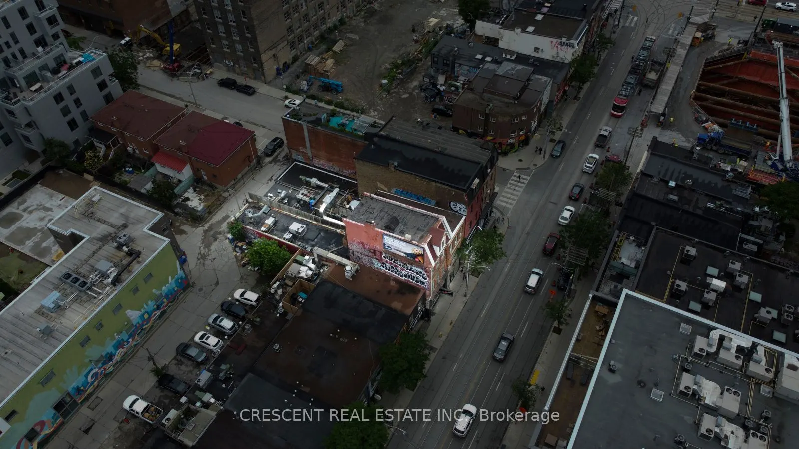 414 Queen Street W