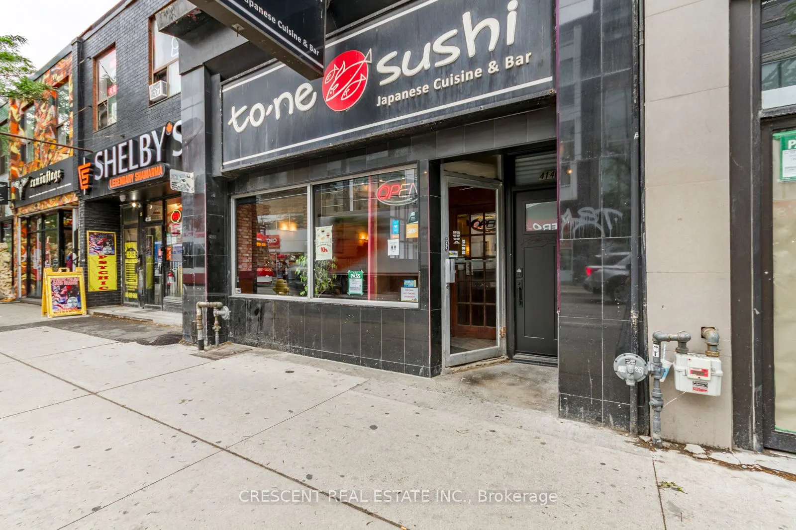 414 Queen Street W