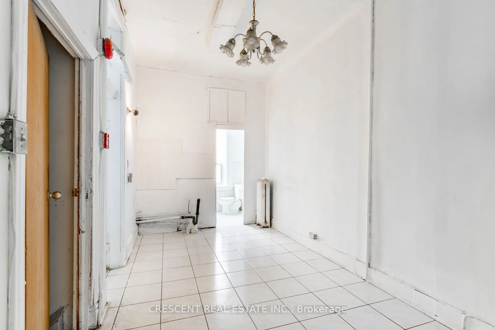 414 Queen Street W