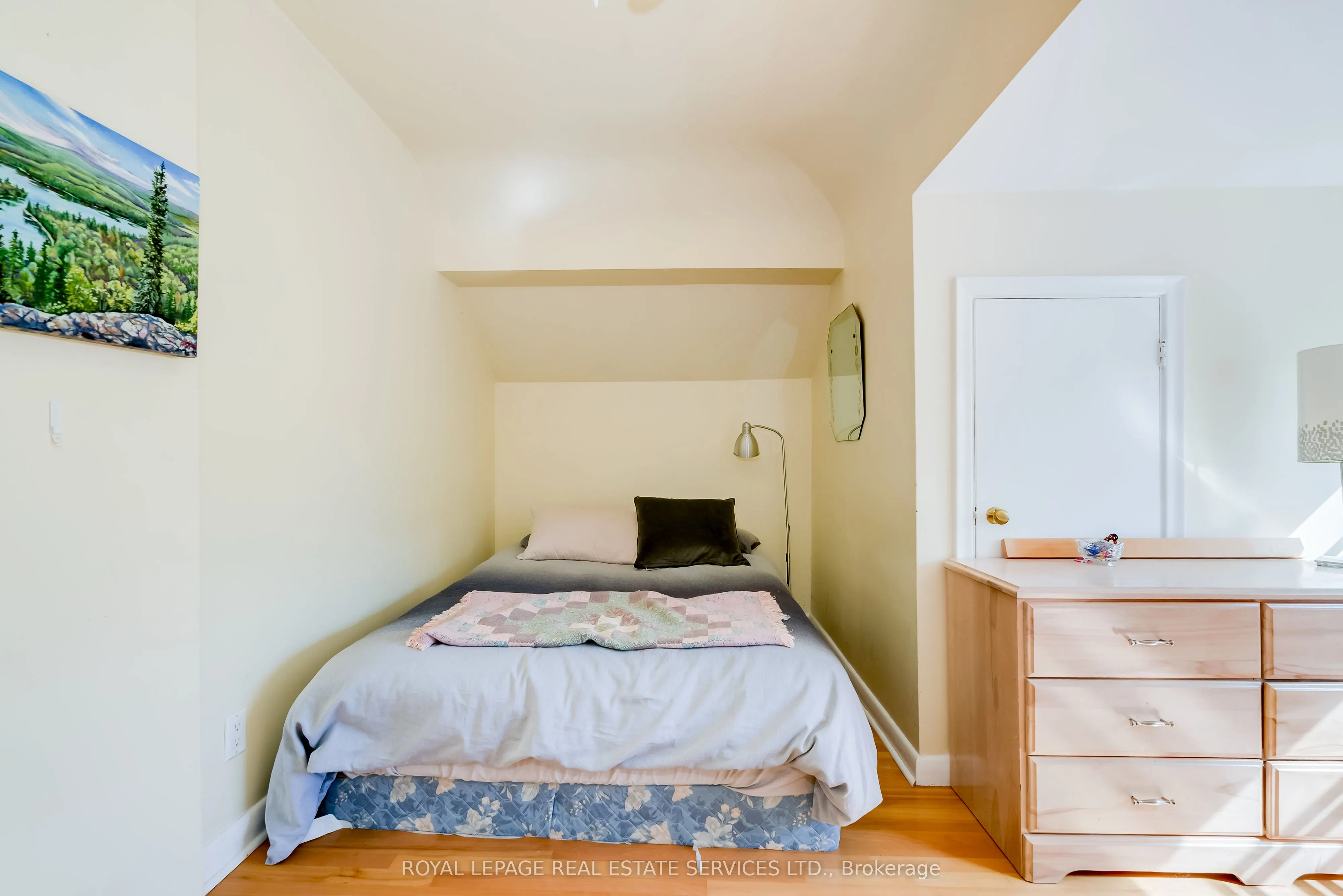 50 Glenrose Avenue, #5