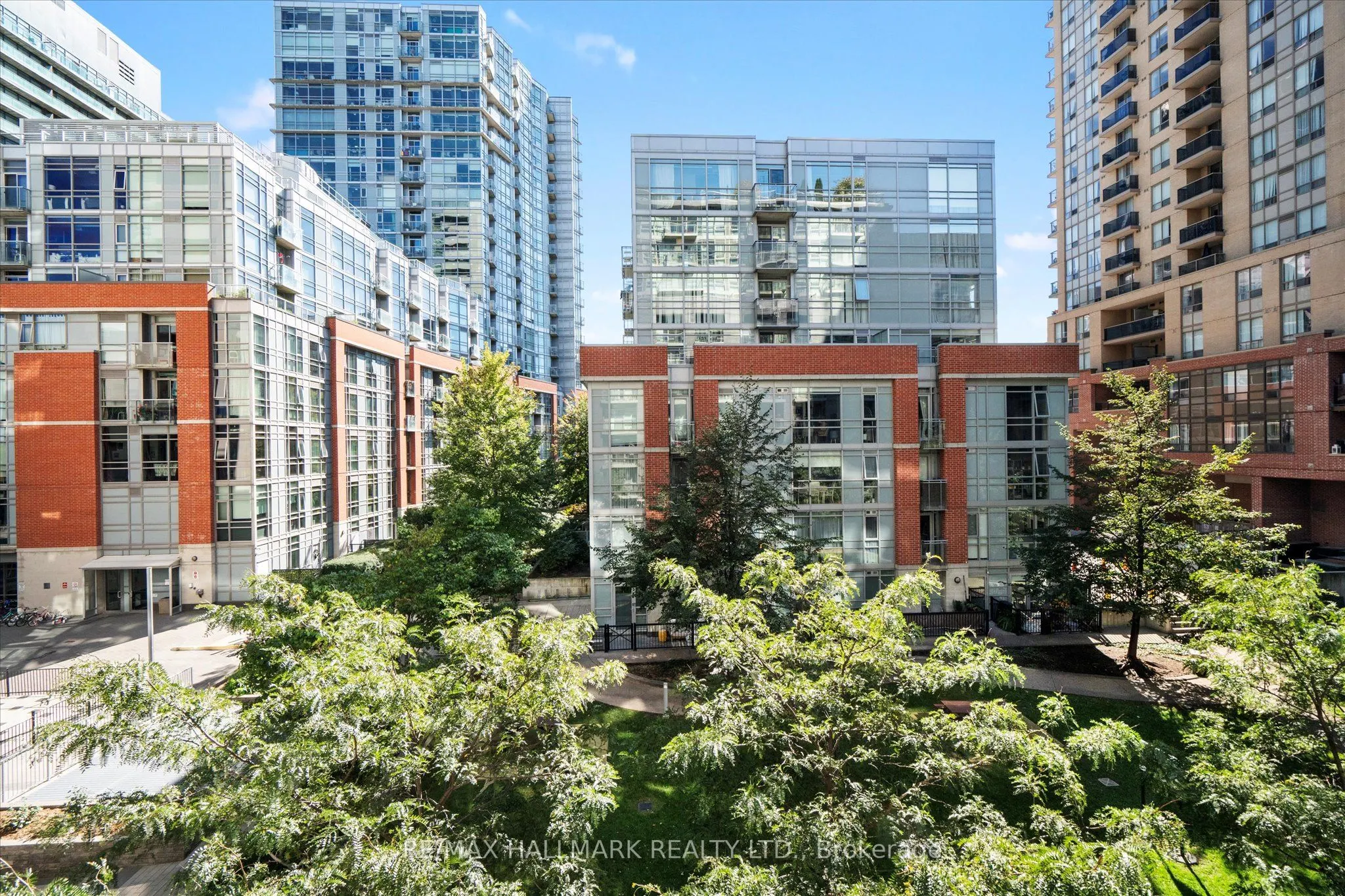 68 Abell Street, #307