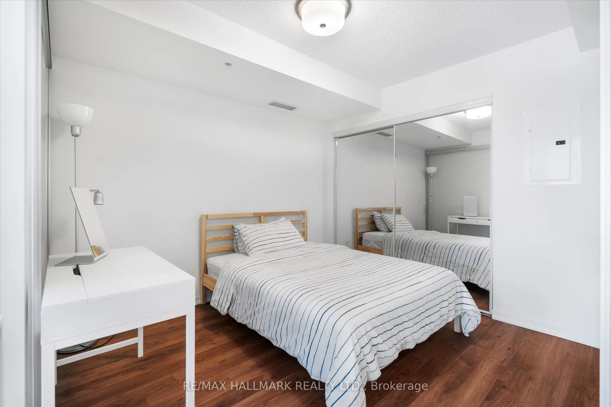 68 Abell Street, #307