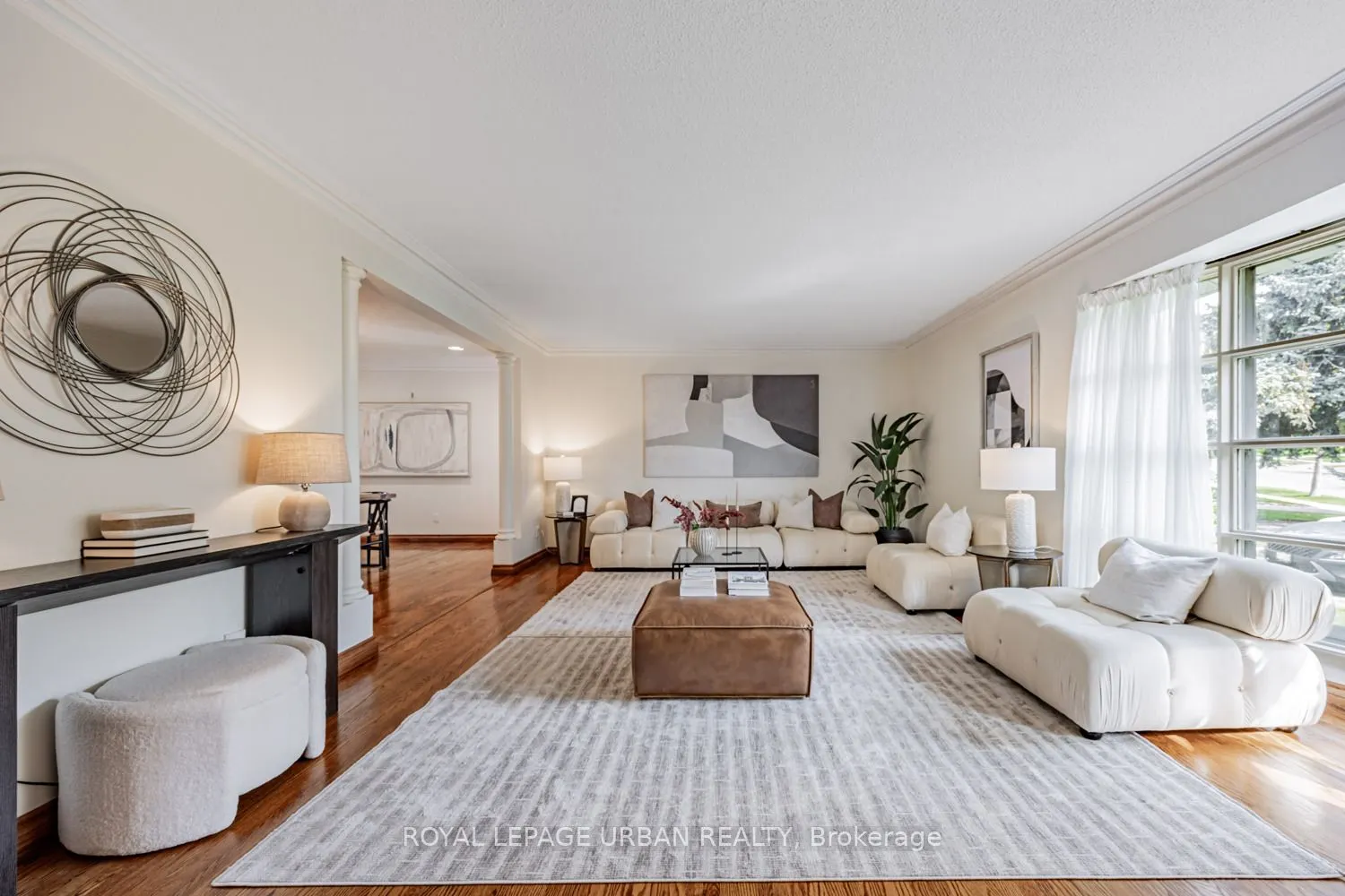 206 Sloane Avenue