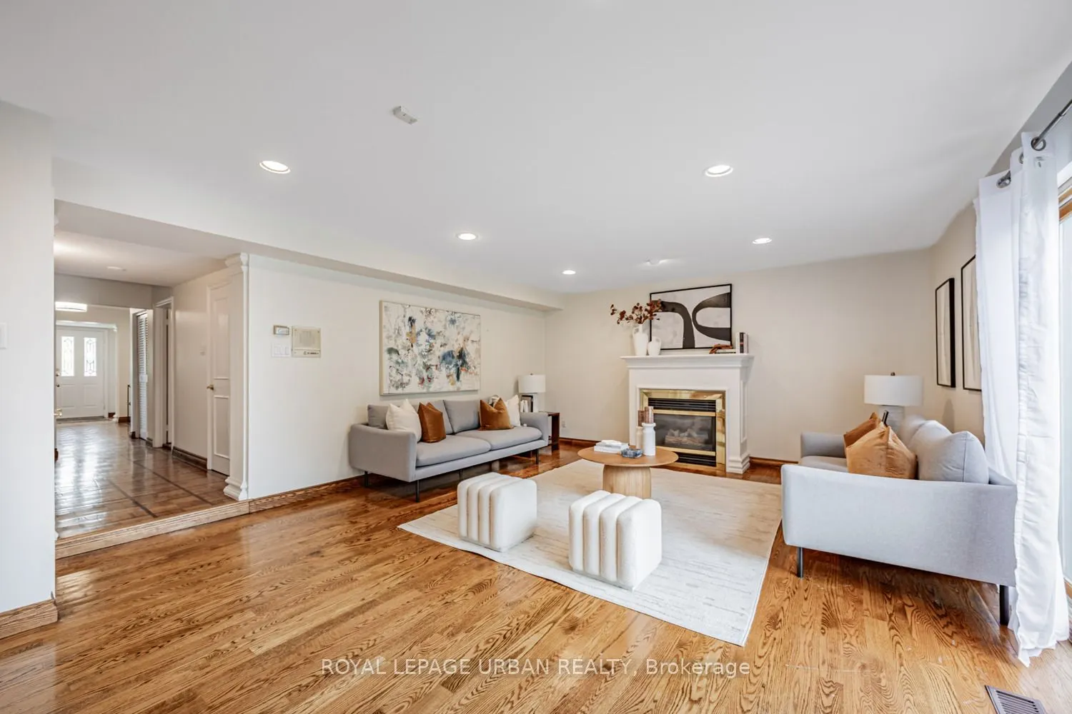 206 Sloane Avenue