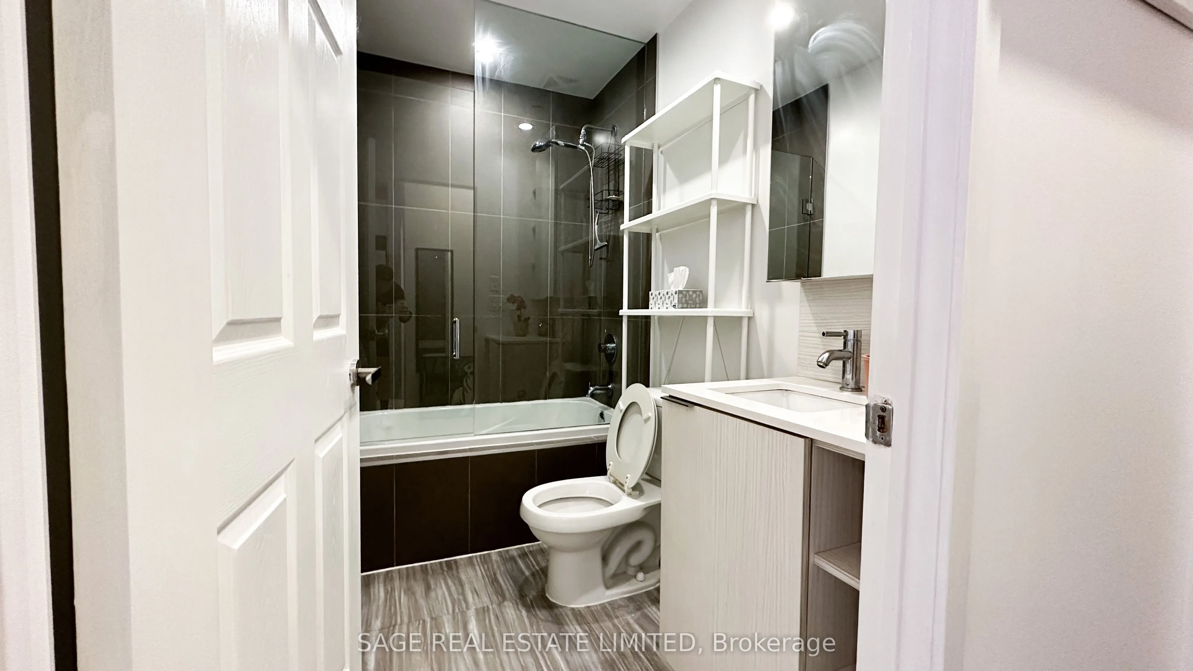 55 Regent Park Boulevard N, #405
