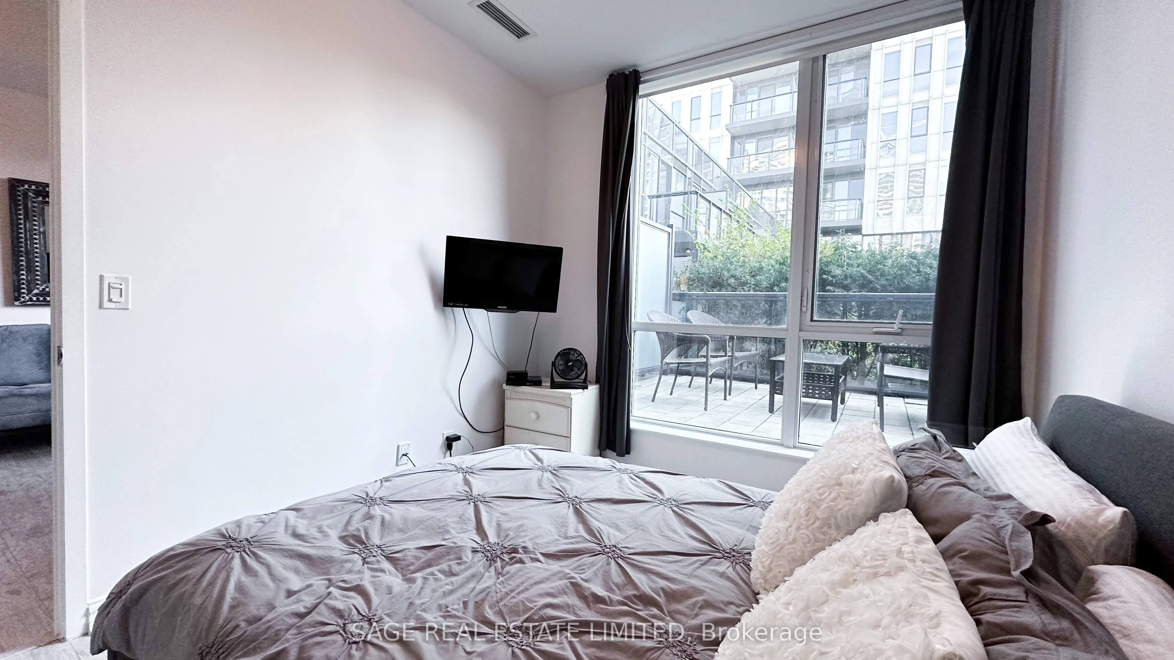 55 Regent Park Boulevard N, #405