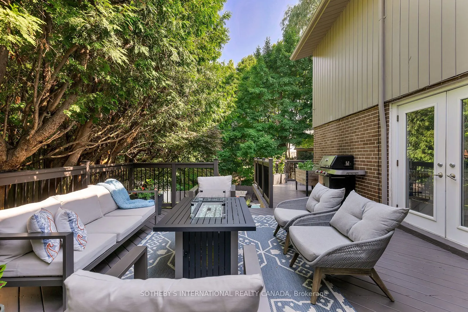 60 Doonaree Drive