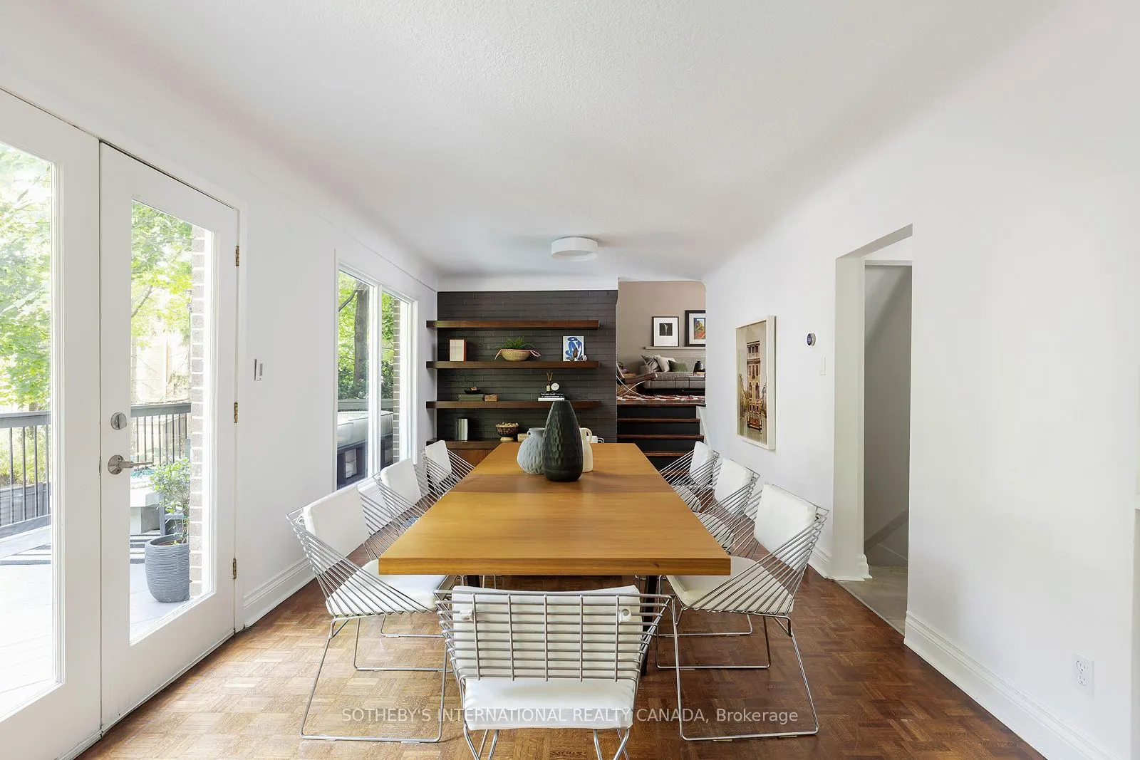 60 Doonaree Drive