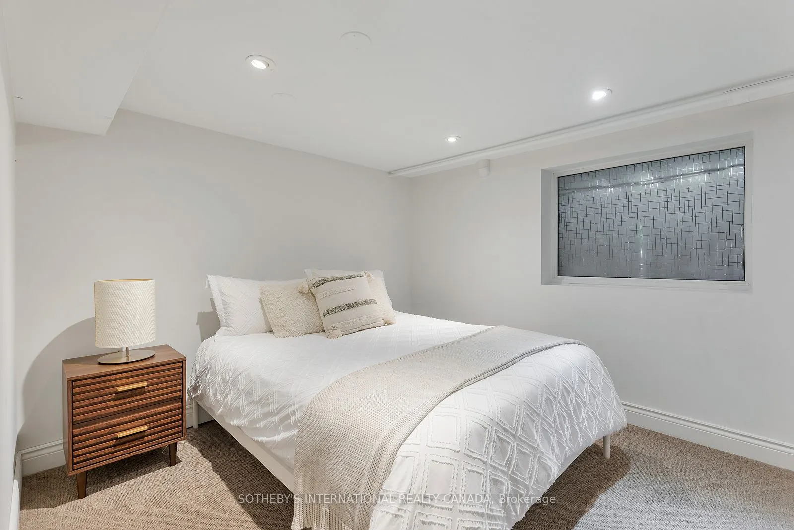 60 Doonaree Drive