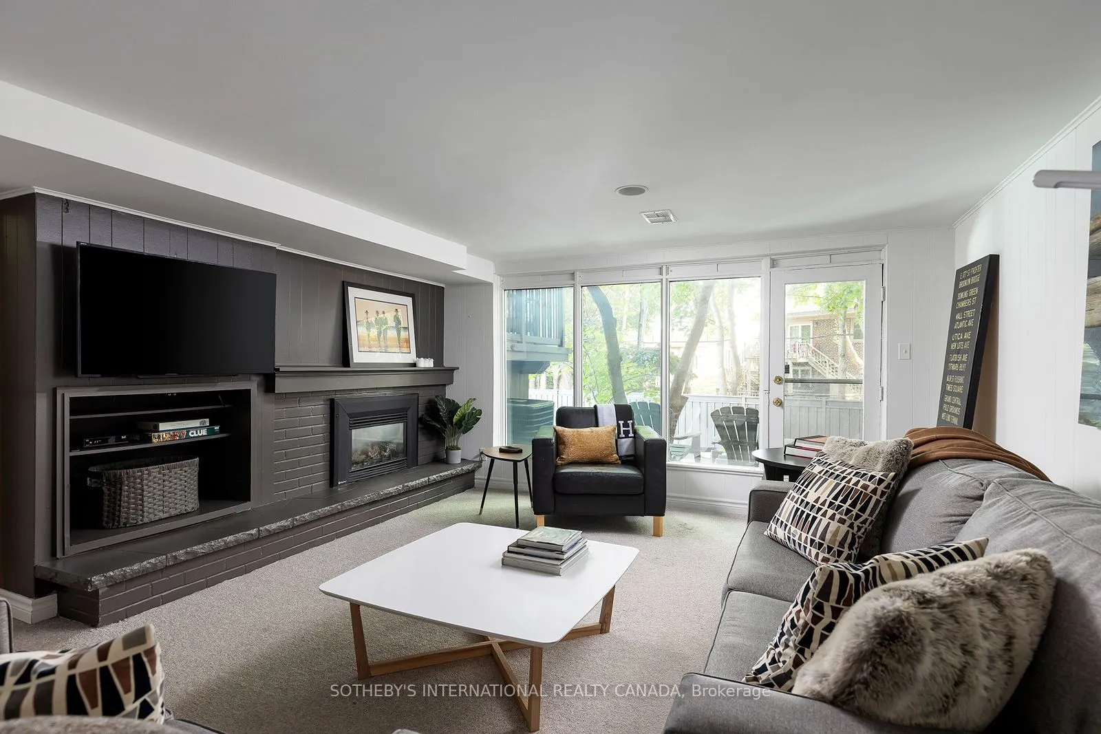 60 Doonaree Drive