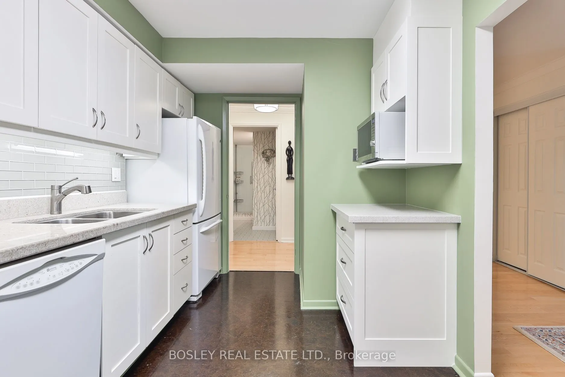 955 Millwood Road, #408