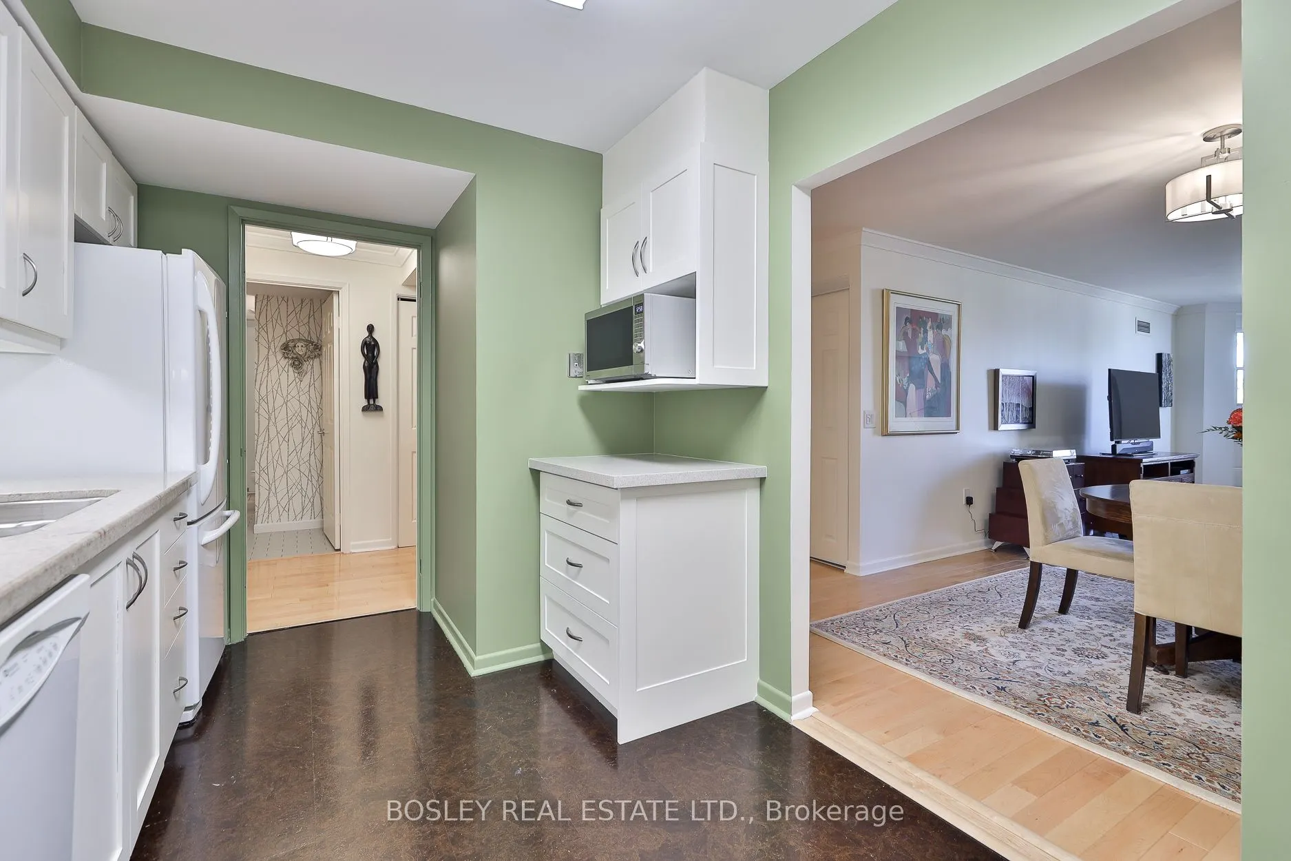 955 Millwood Road, #408