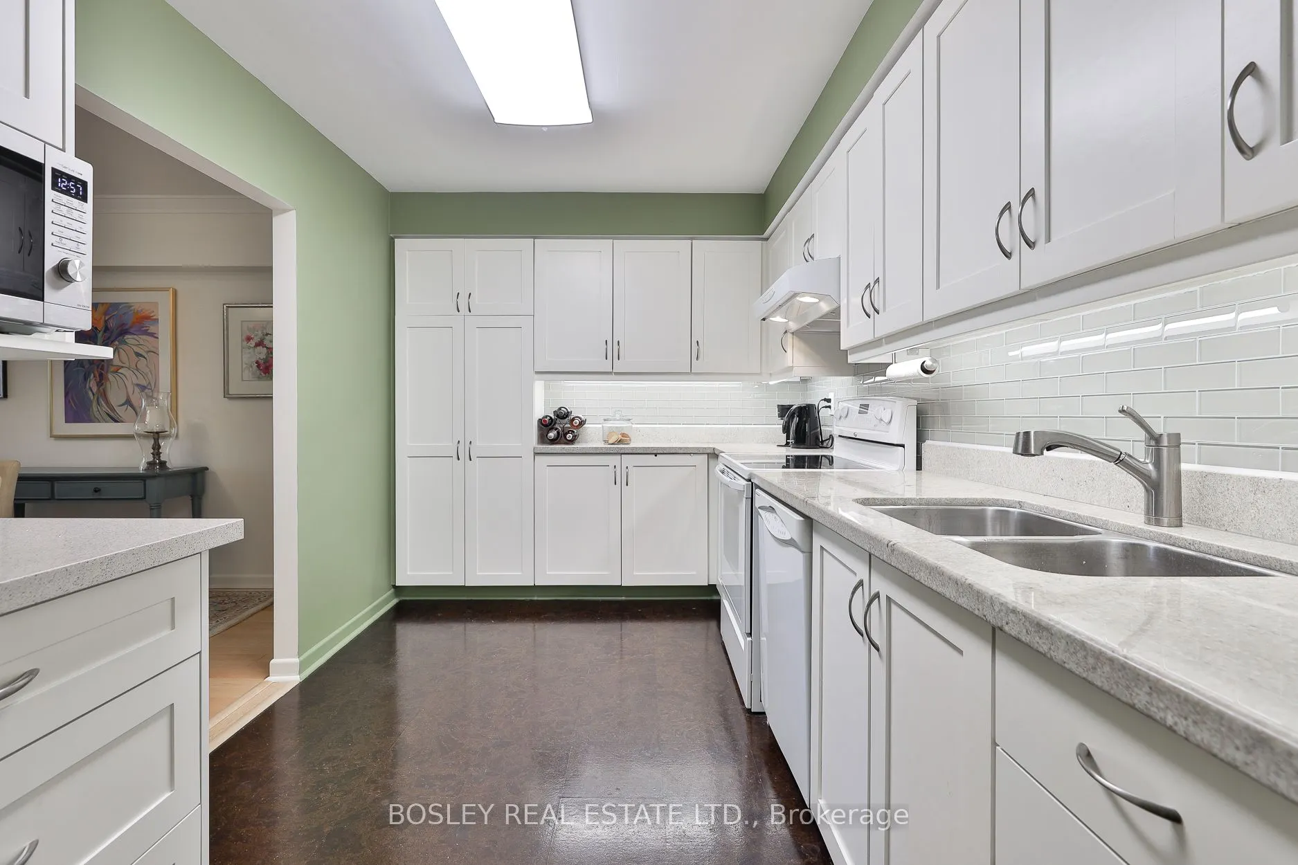 955 Millwood Road, #408