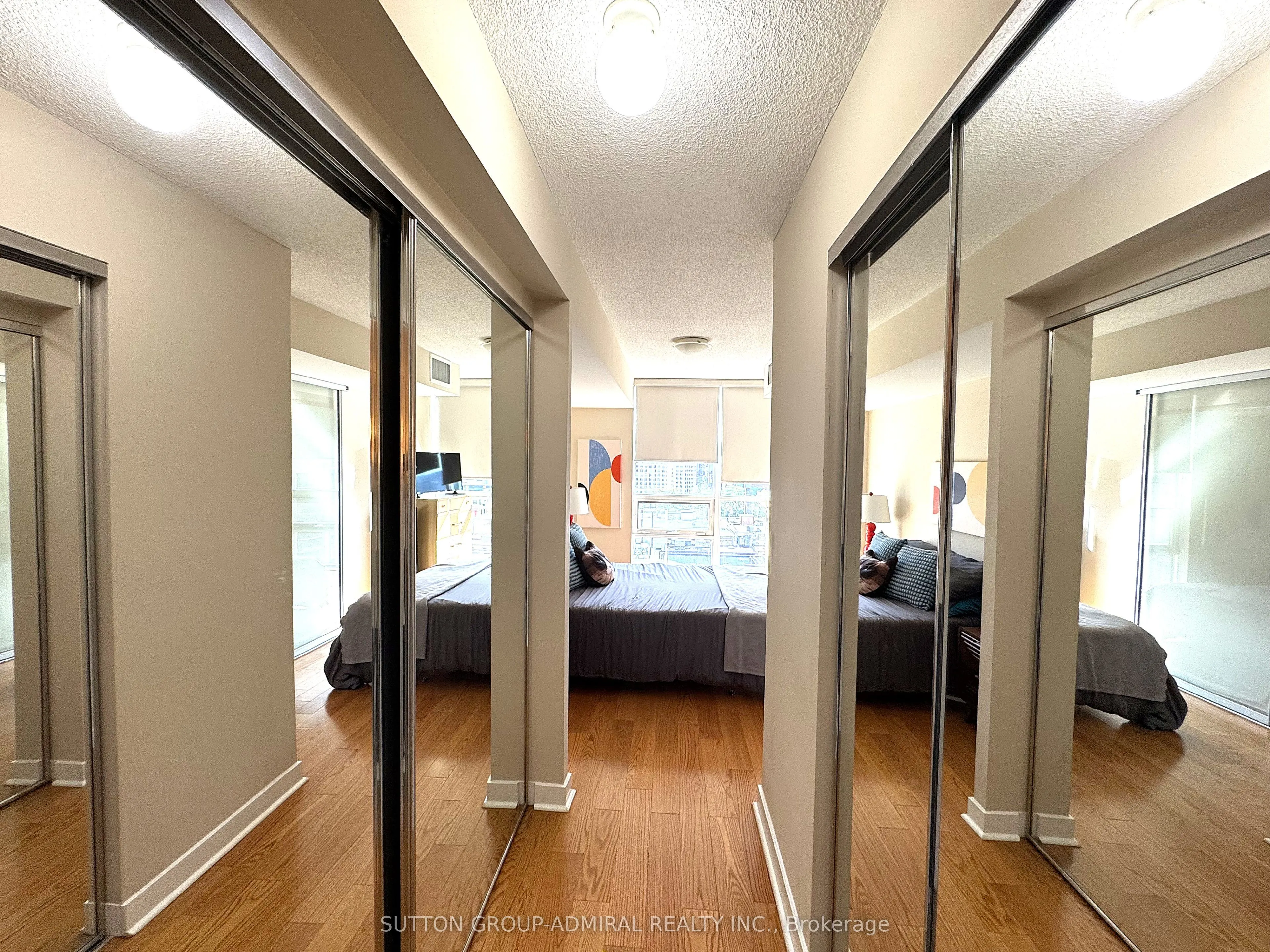 320 Richmond Street E, #1105