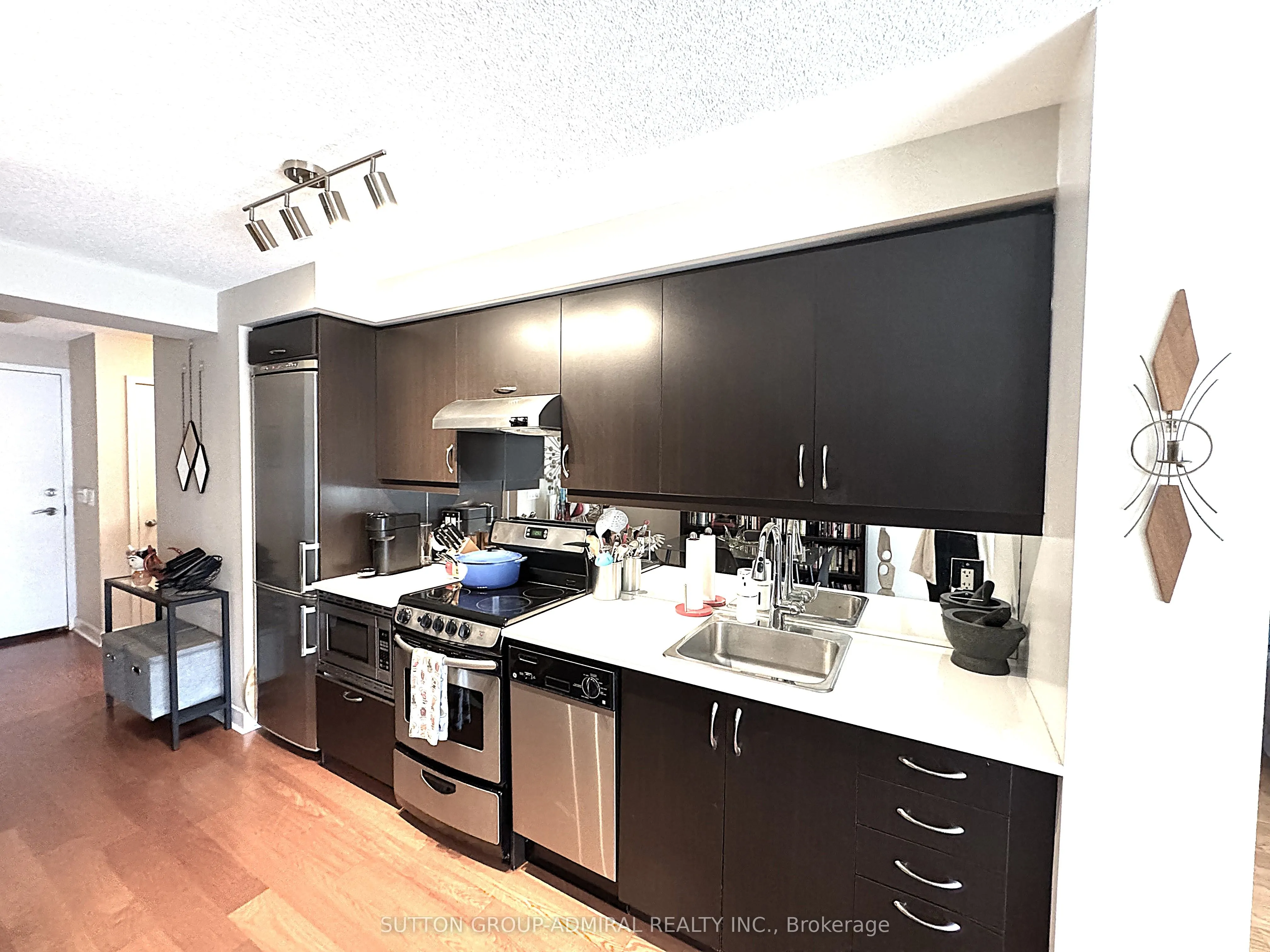 320 Richmond Street E, #1105