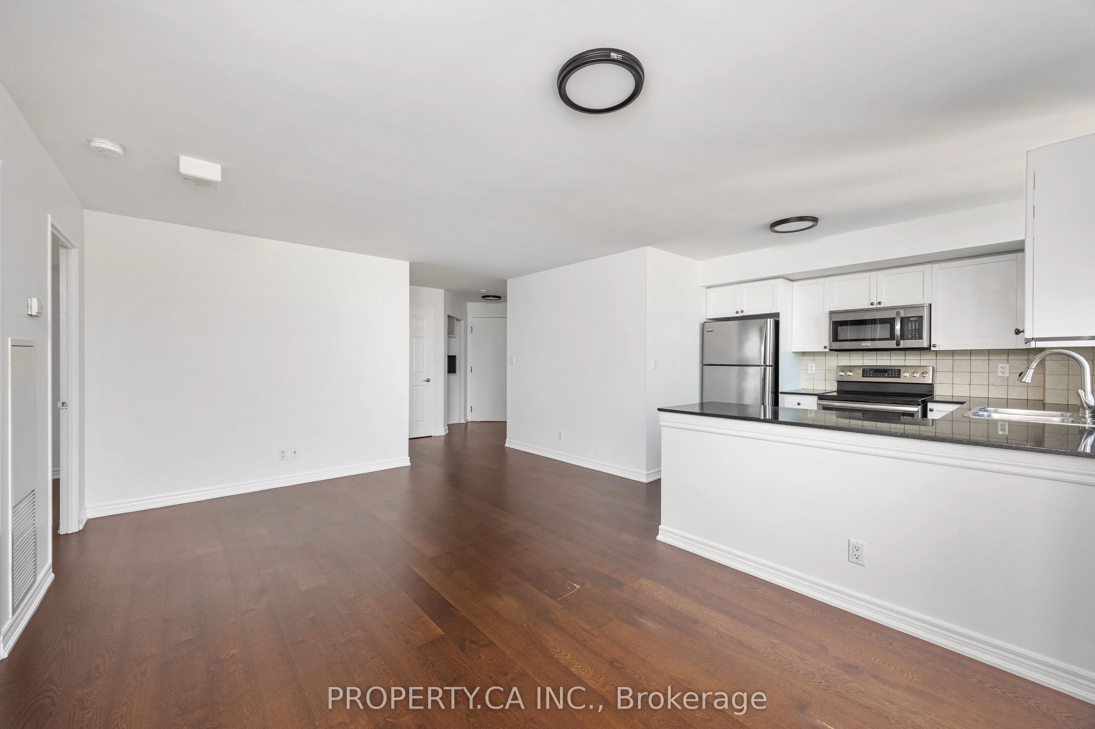1369 Bloor Street W, #1114