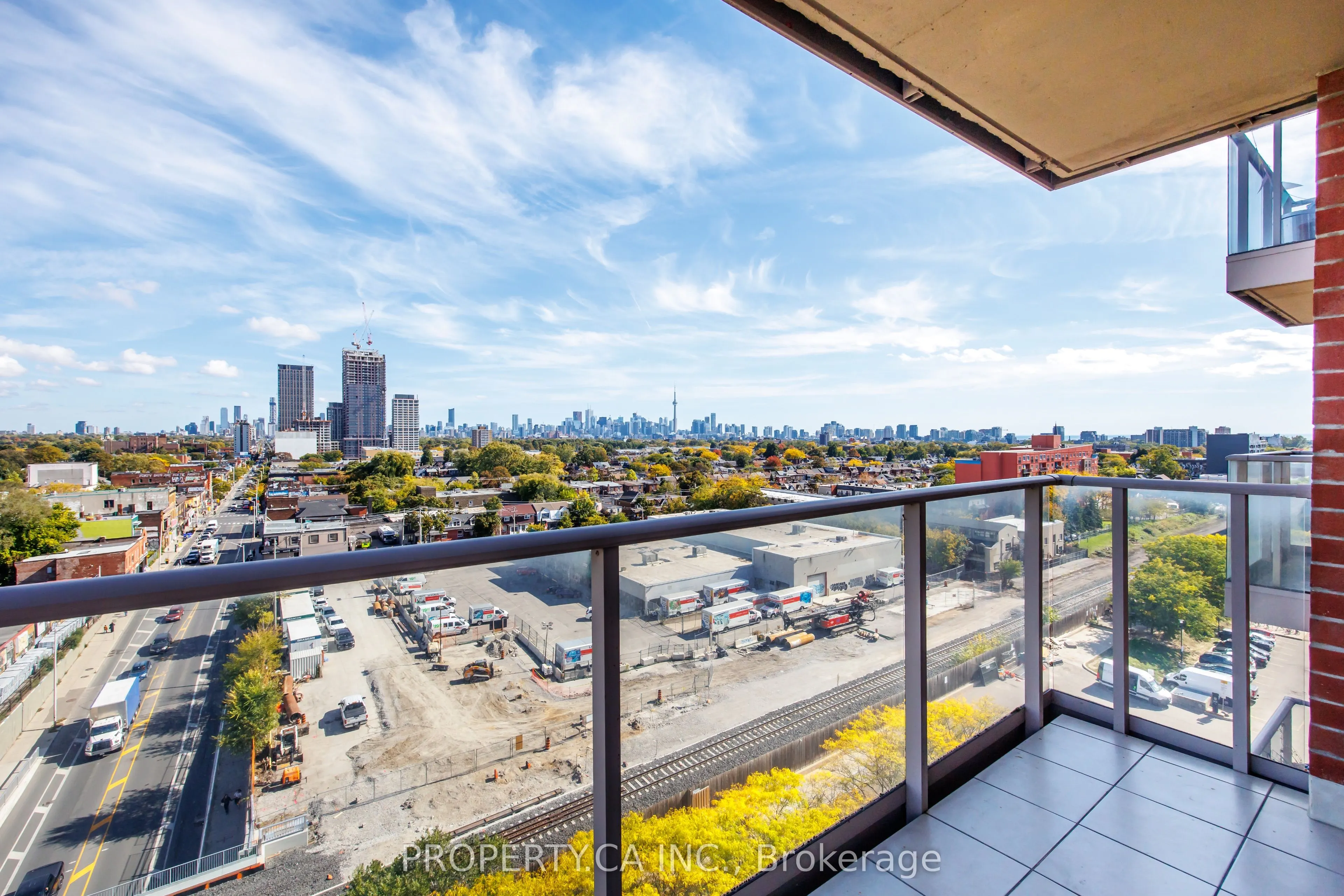 1369 Bloor Street W, #1114