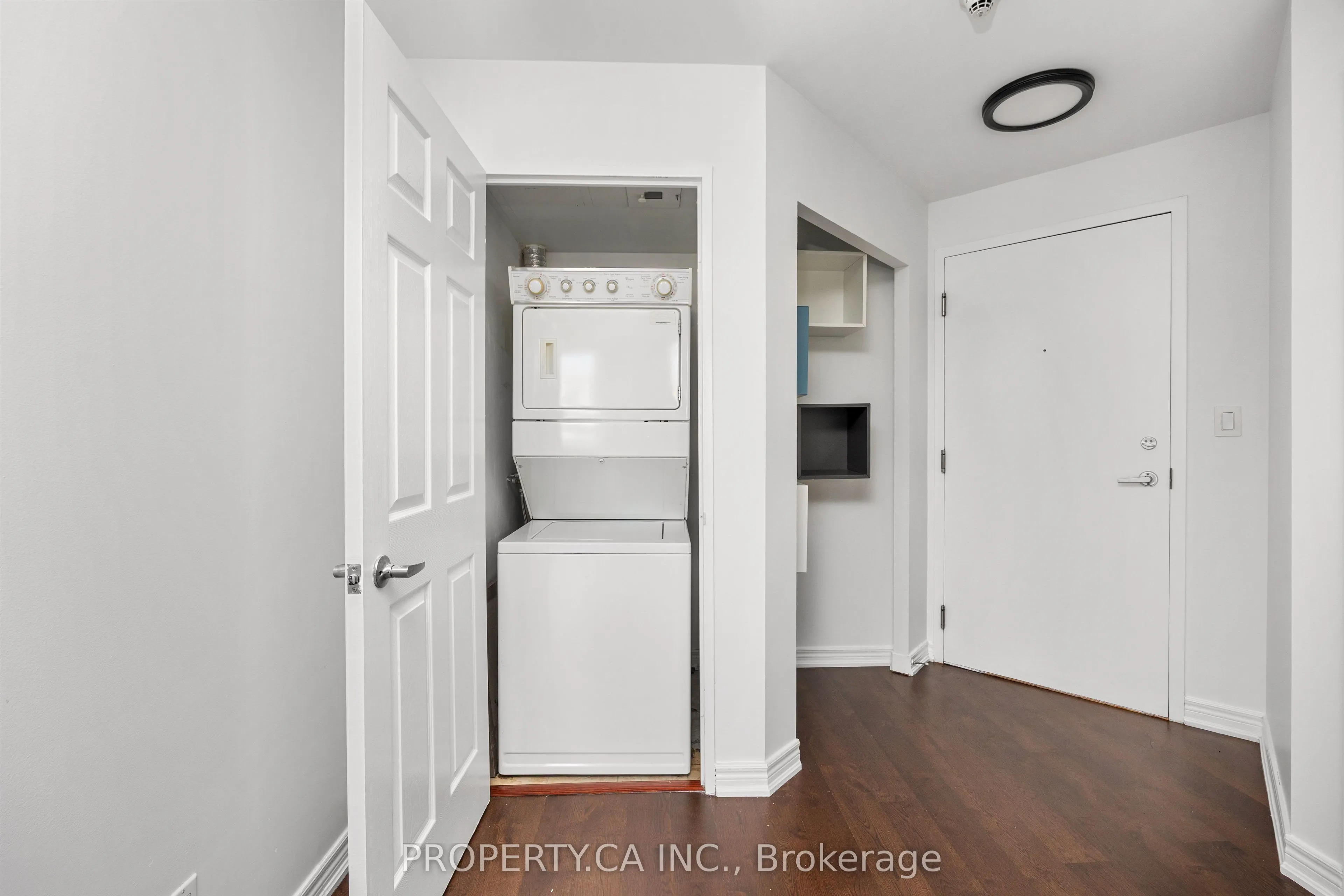 1369 Bloor Street W, #1114