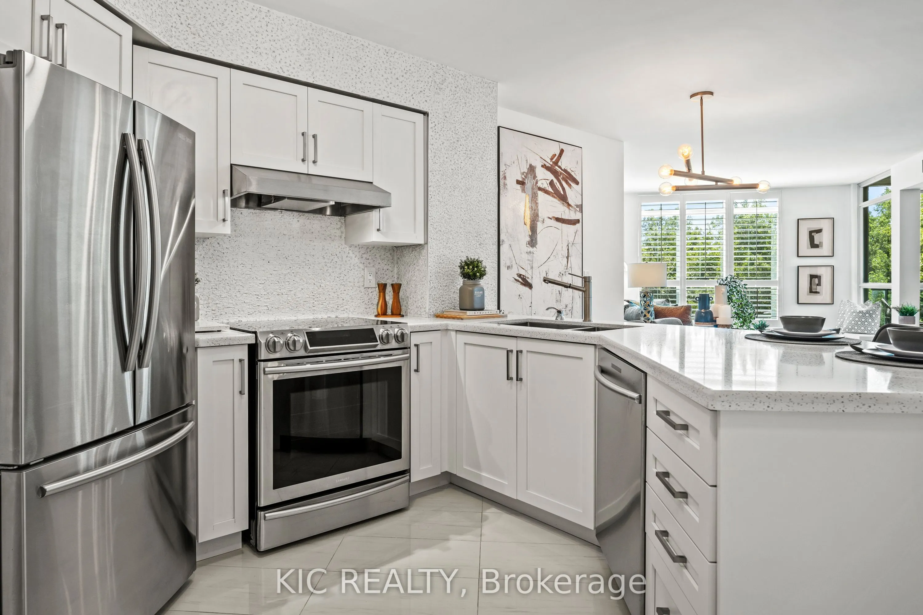 219 Fort York Boulevard, #409