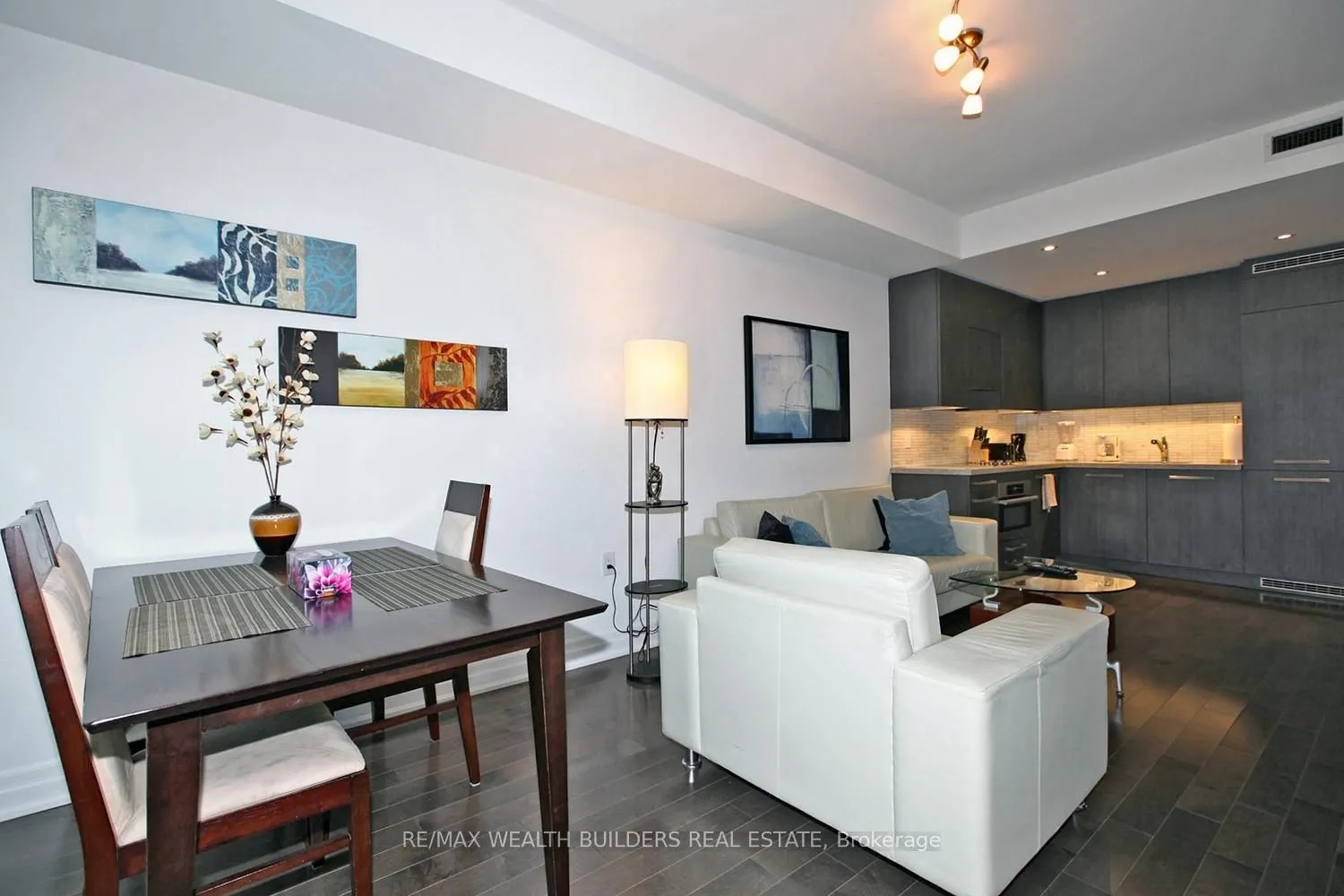 8 The Esplanade Avenue, #3512