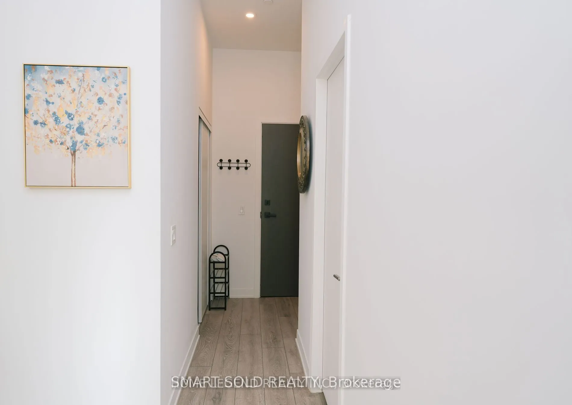 15 Holmes Avenue, #103