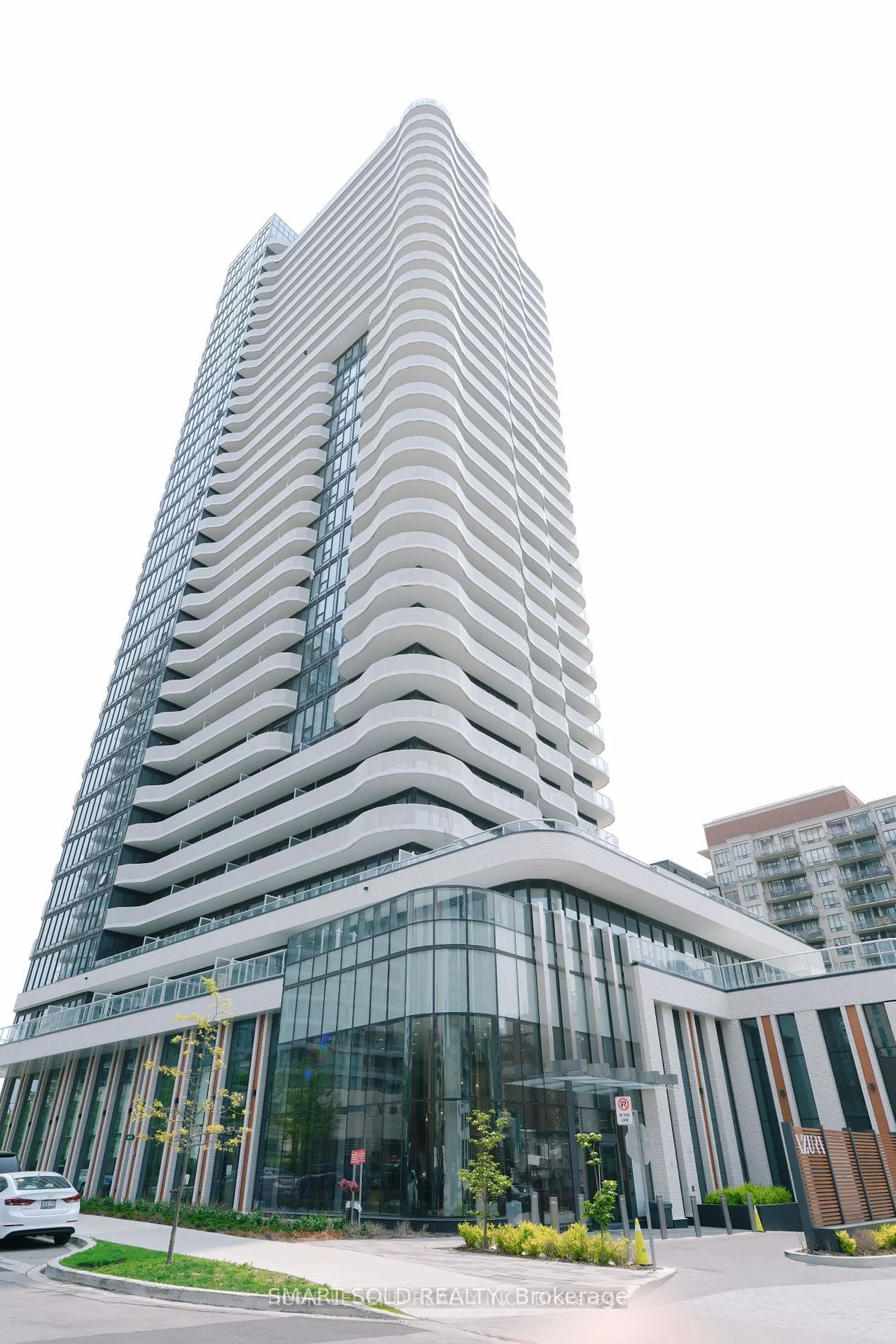 15 Holmes Avenue, #103