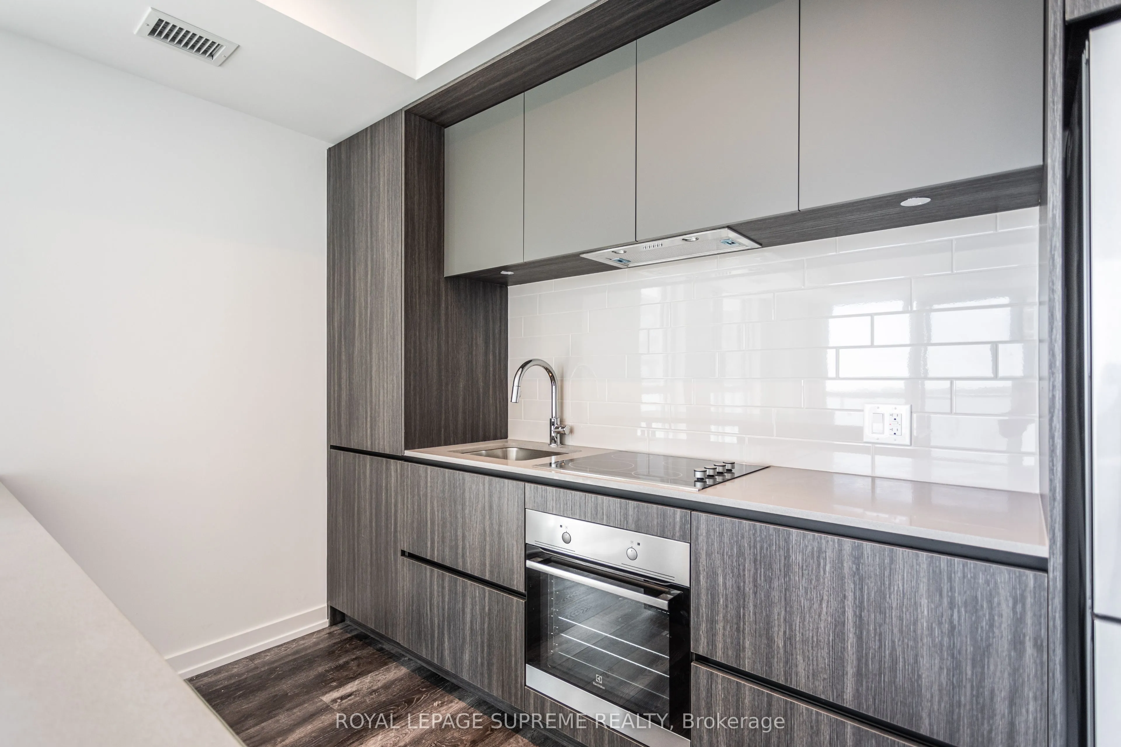 34 Tubman Avenue, #810