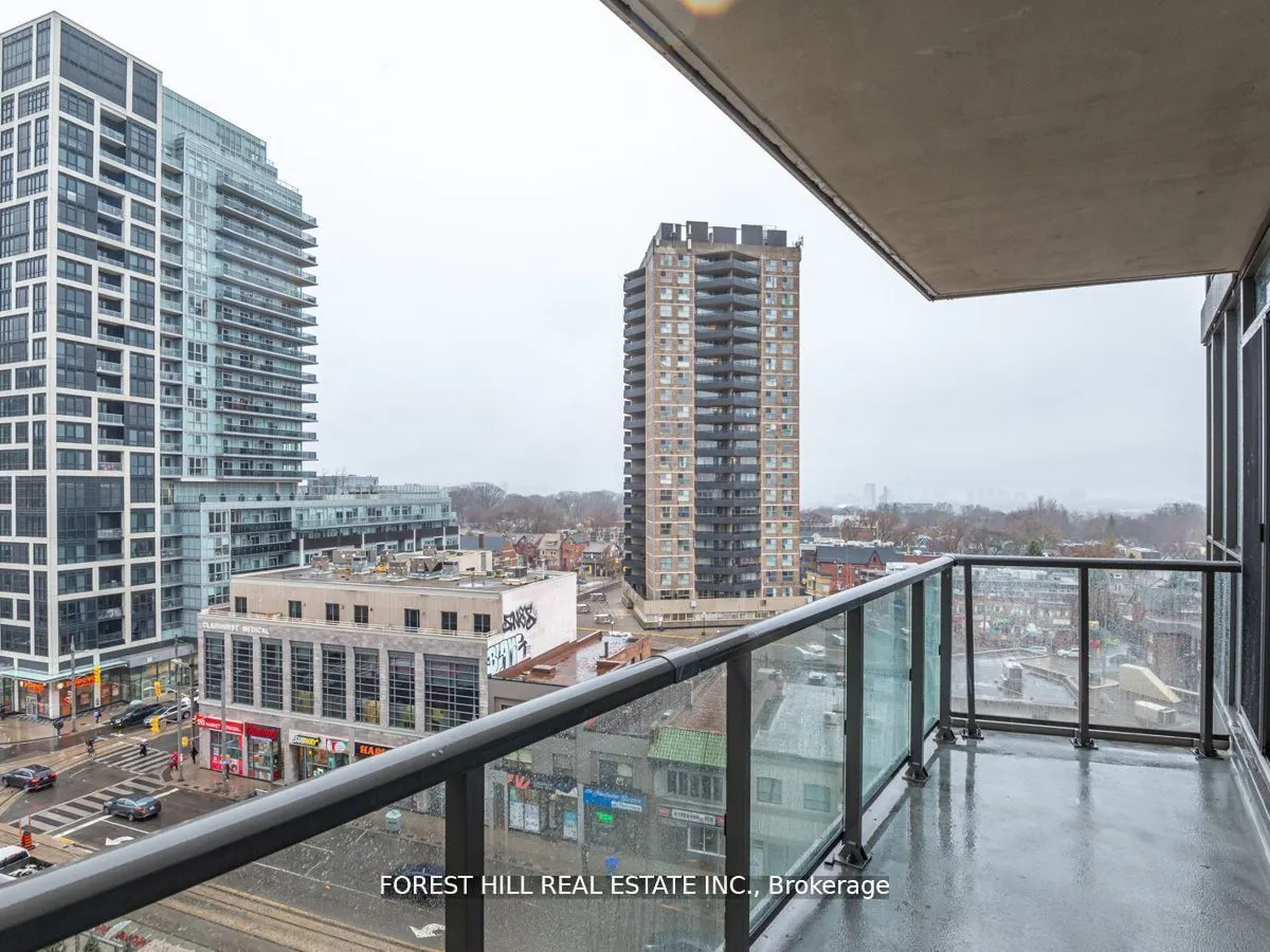 530 St Clair Avenue W, #707