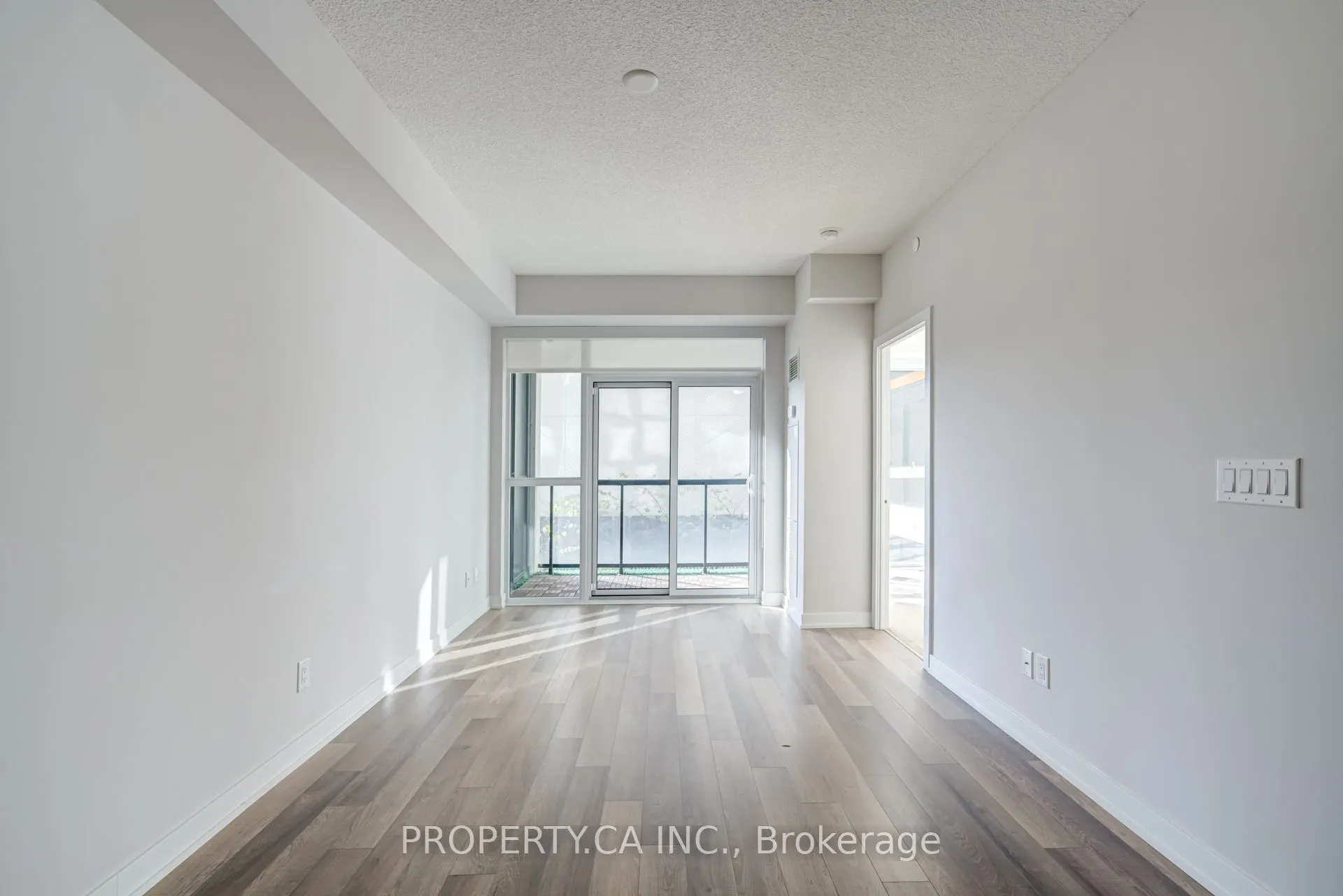 1603 Eglinton Avenue W, #309