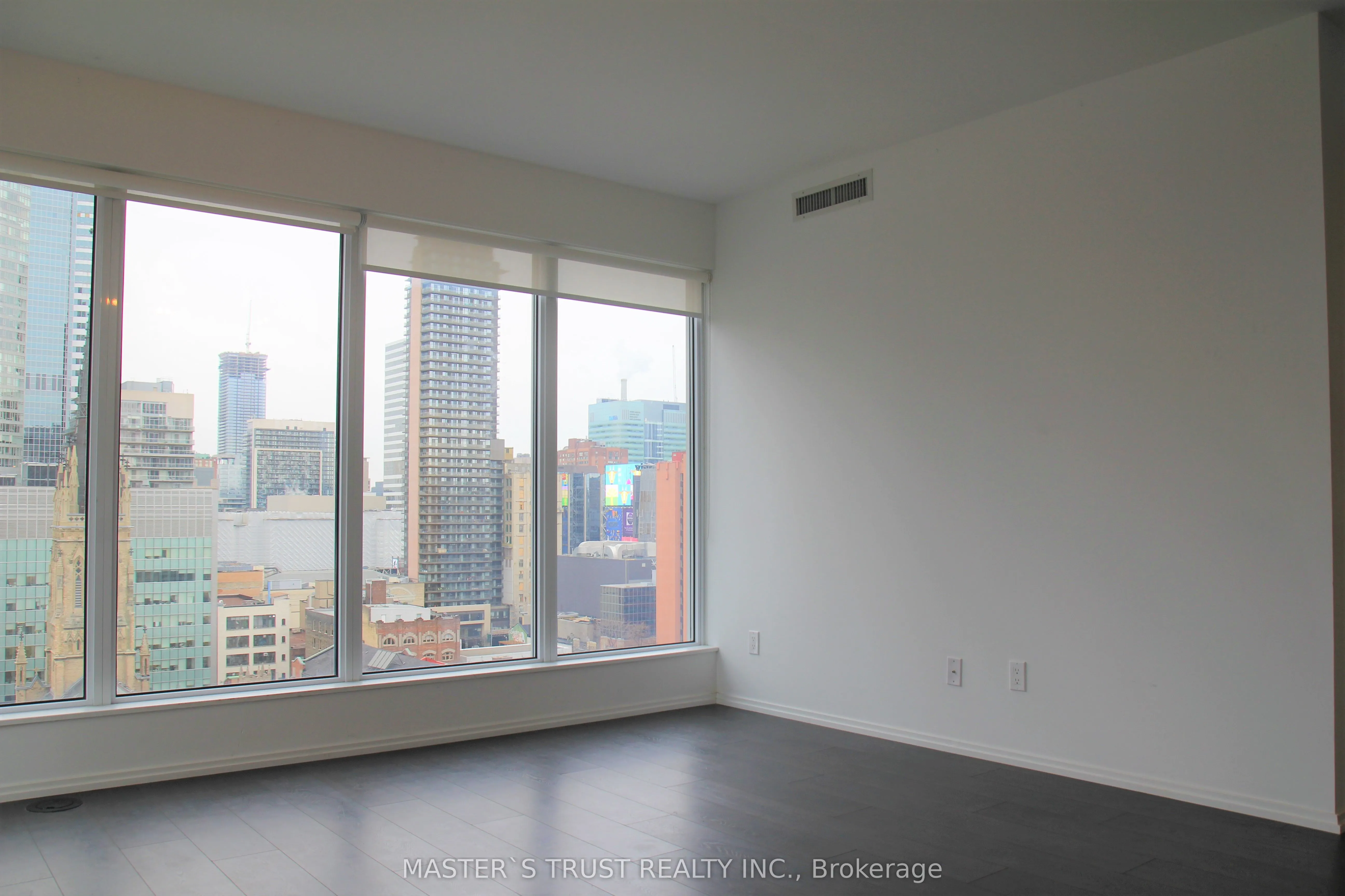 68 Shuter Street, #1605