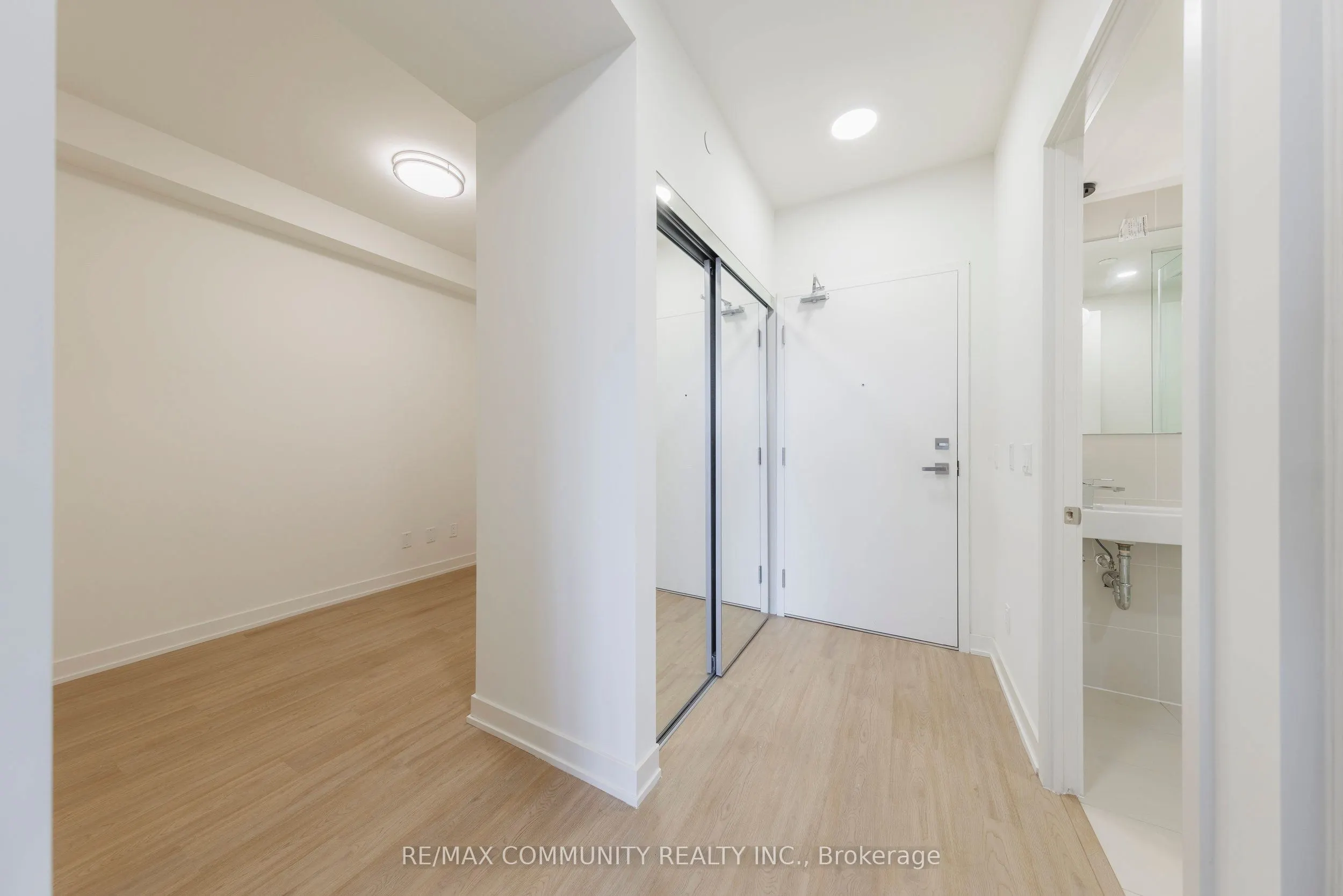 10 Deerlick Court, #1105