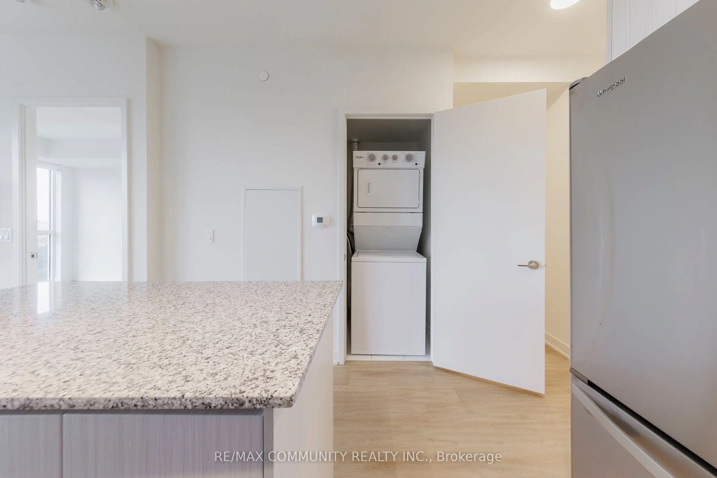 10 Deerlick Court, #1105