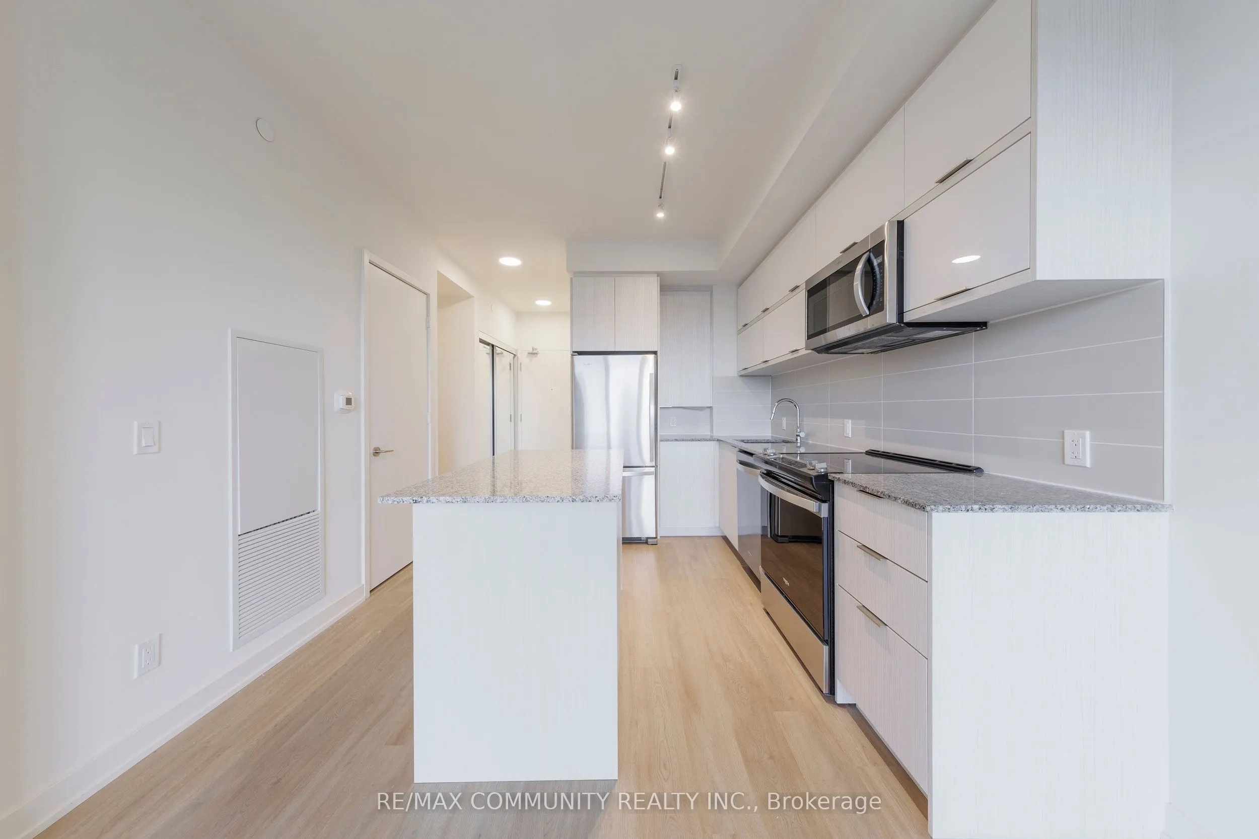10 Deerlick Court, #1105