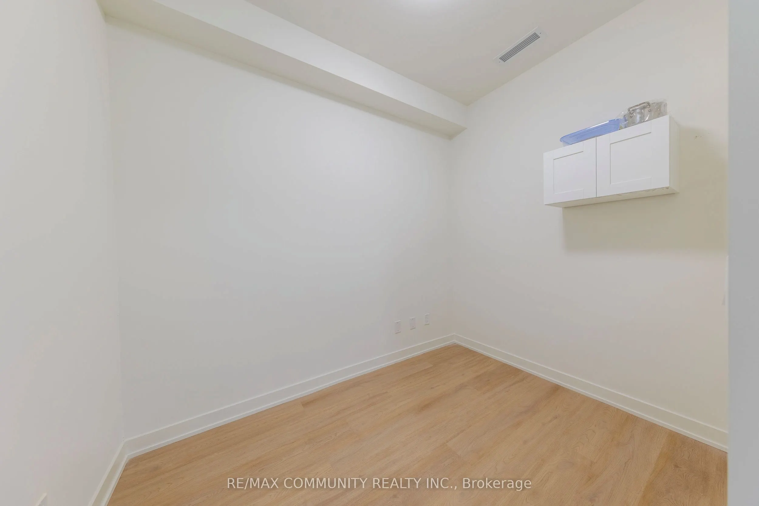 10 Deerlick Court, #1105