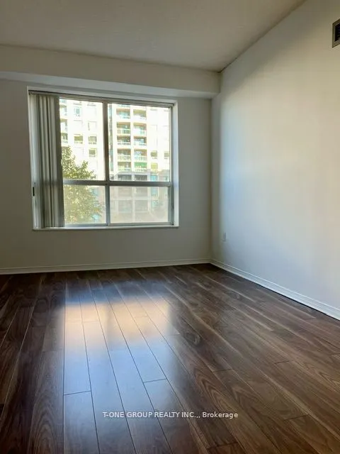 29 Pemberton Avenue, #605