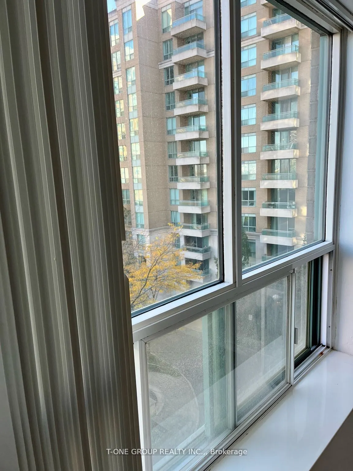 29 Pemberton Avenue, #605