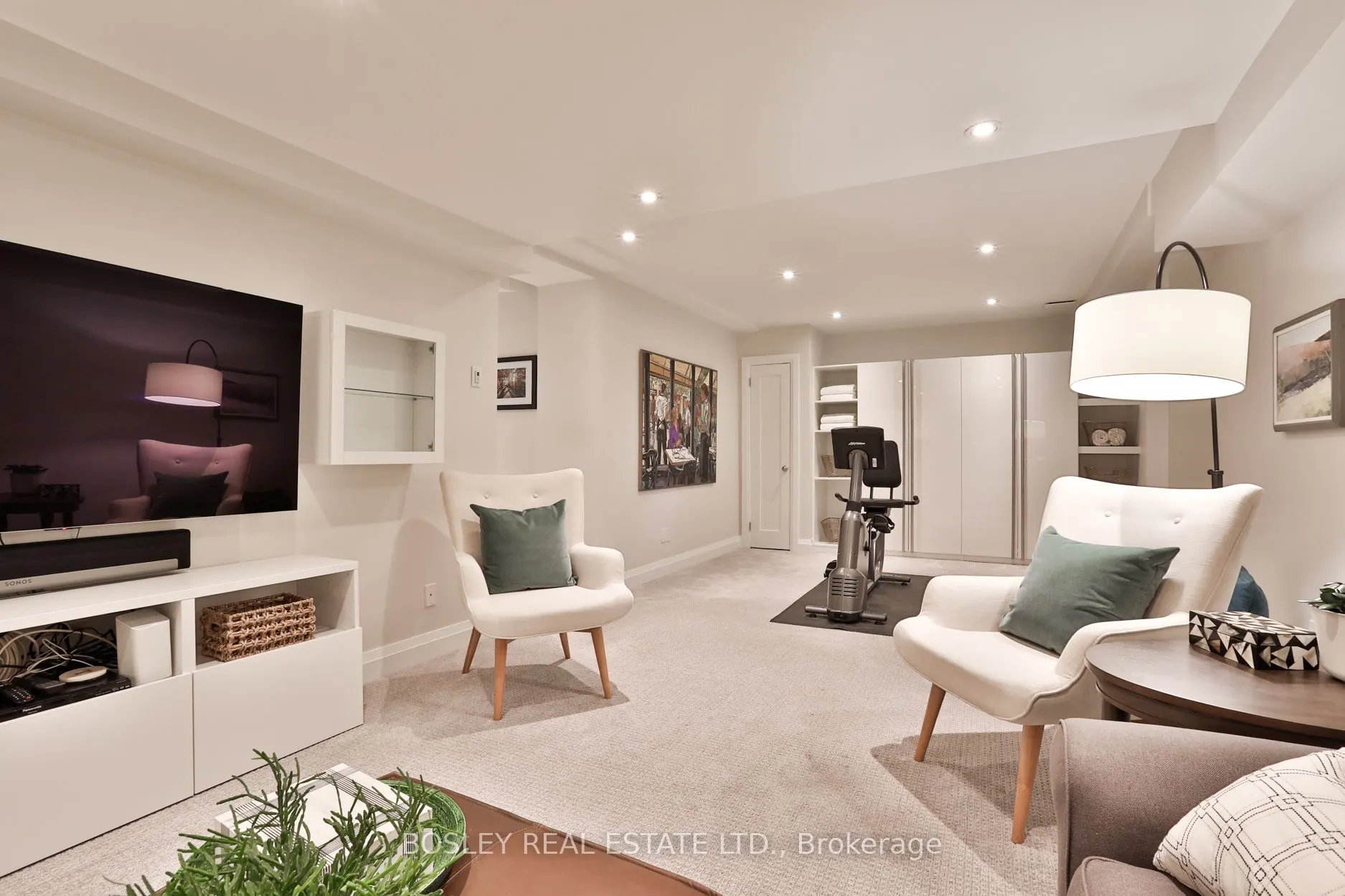 274 Glengrove Avenue W