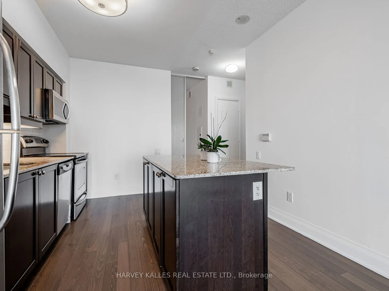 2191 Yonge Street, #4206