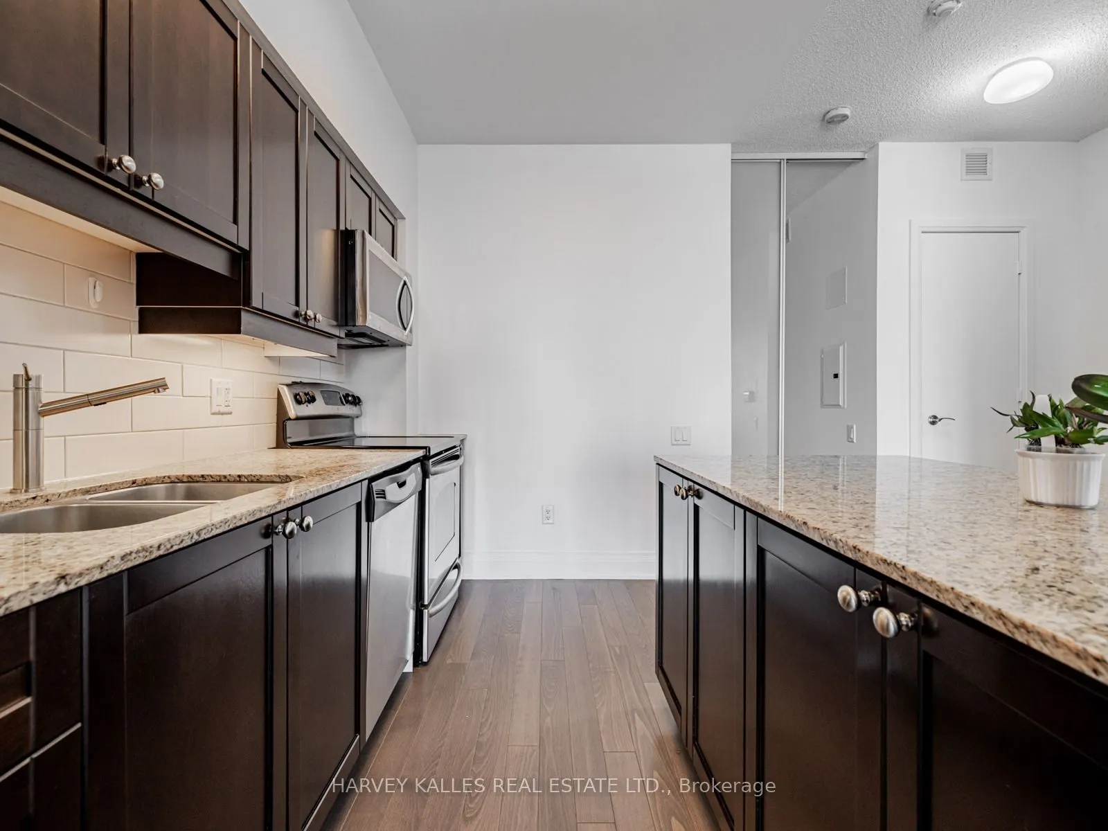 2191 Yonge Street, #4206