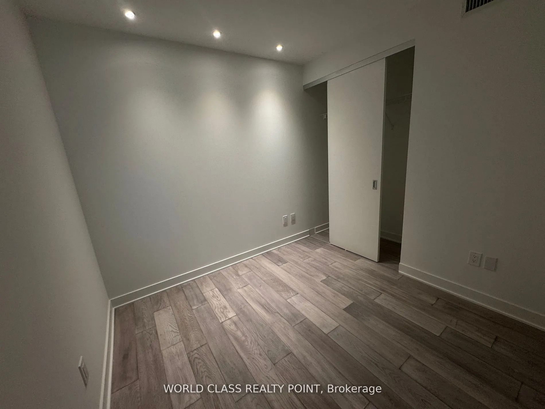 11 Yorkville Avenue, #3309