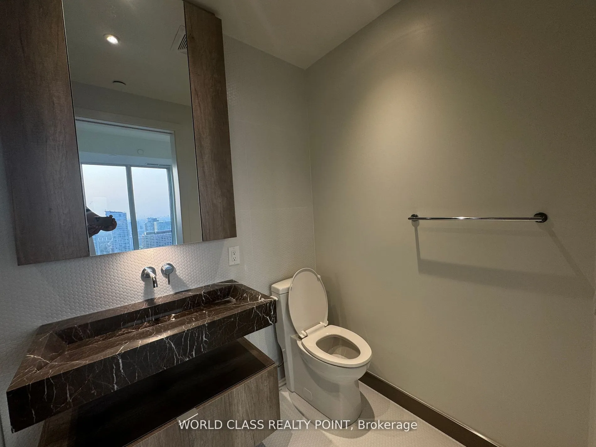 11 Yorkville Avenue, #3309