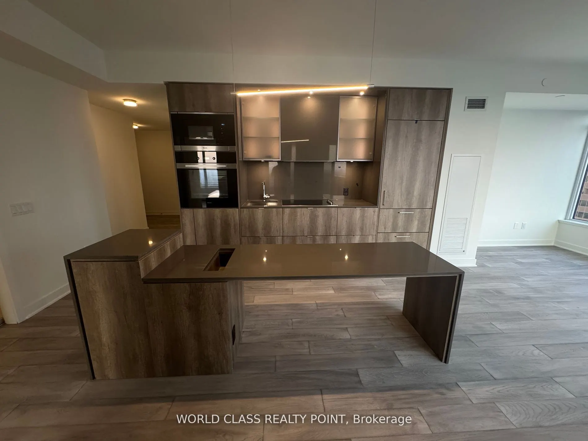 11 Yorkville Avenue, #3309